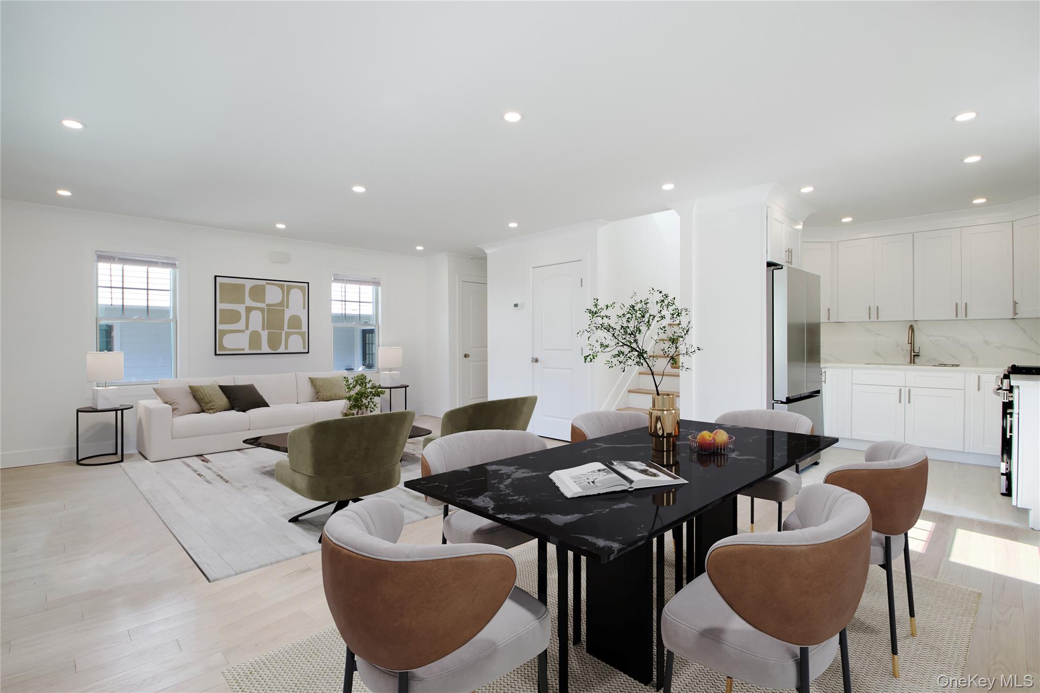 #3 photo, 46 B N Linwood, 長島 Port Washington , NY 11050