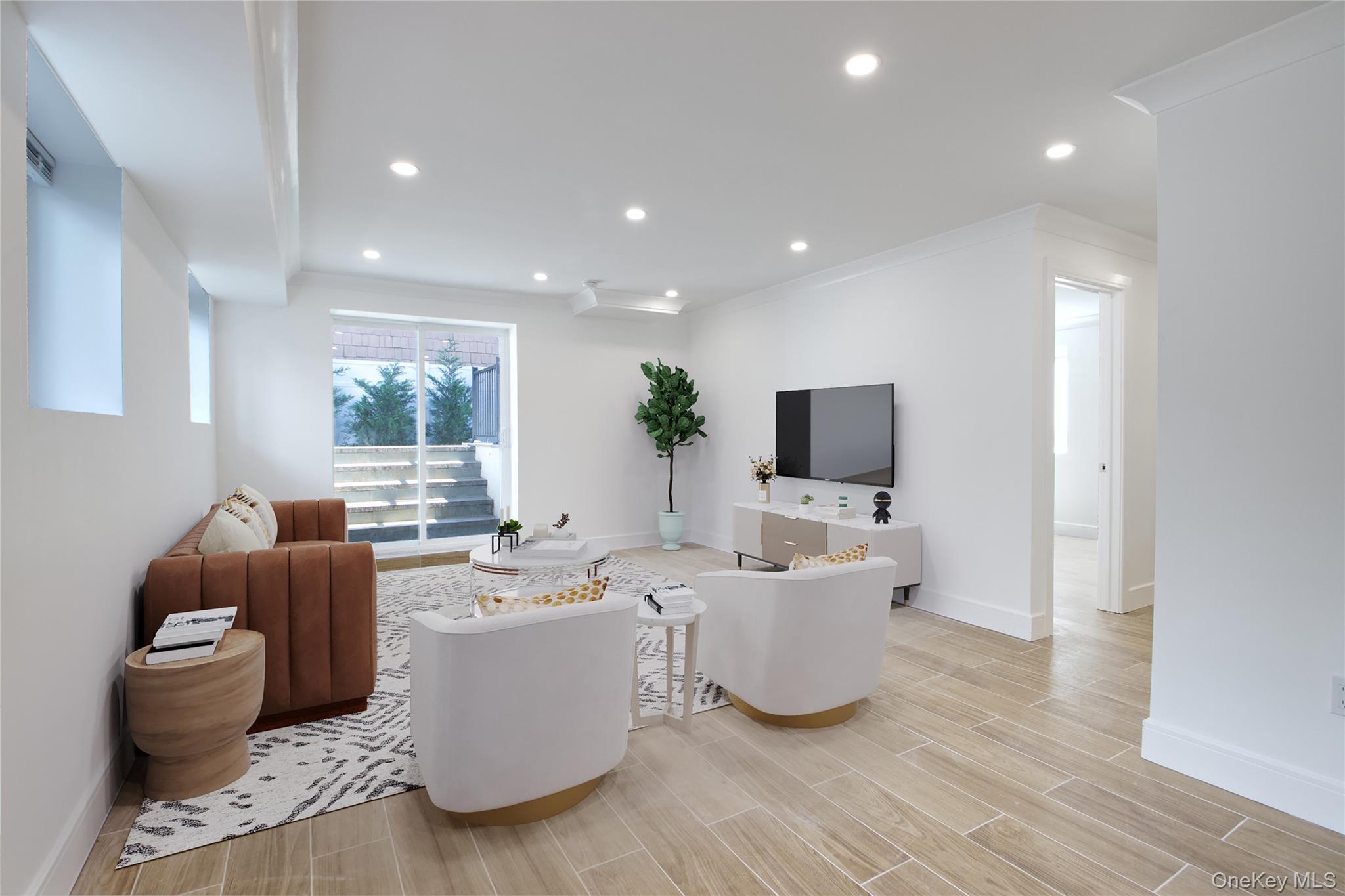 #7 photo, 46 B N Linwood, 長島 Port Washington , NY 11050