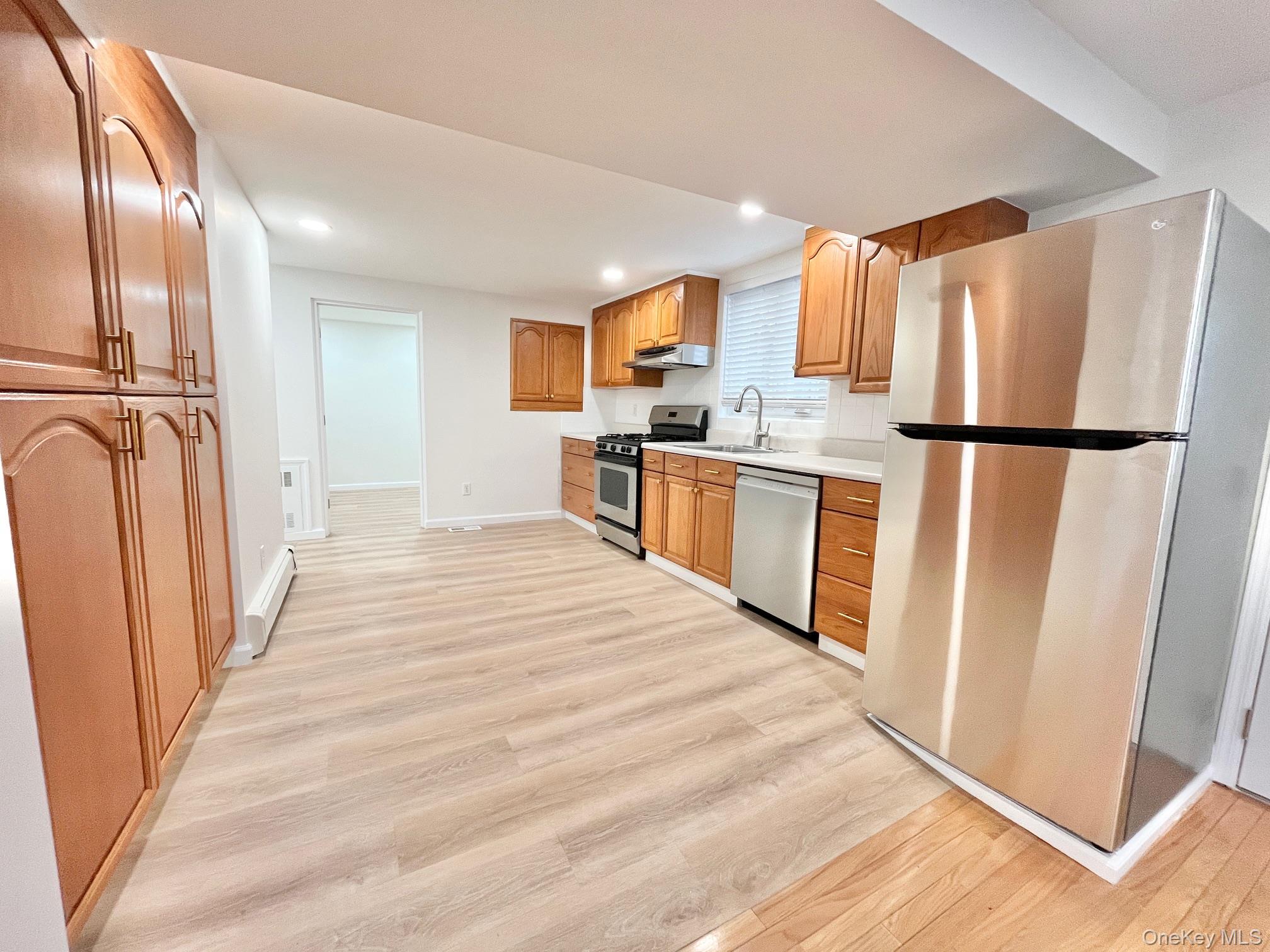 #1 photo, 103 Bennett Avenue, Yonkers , NY 10701