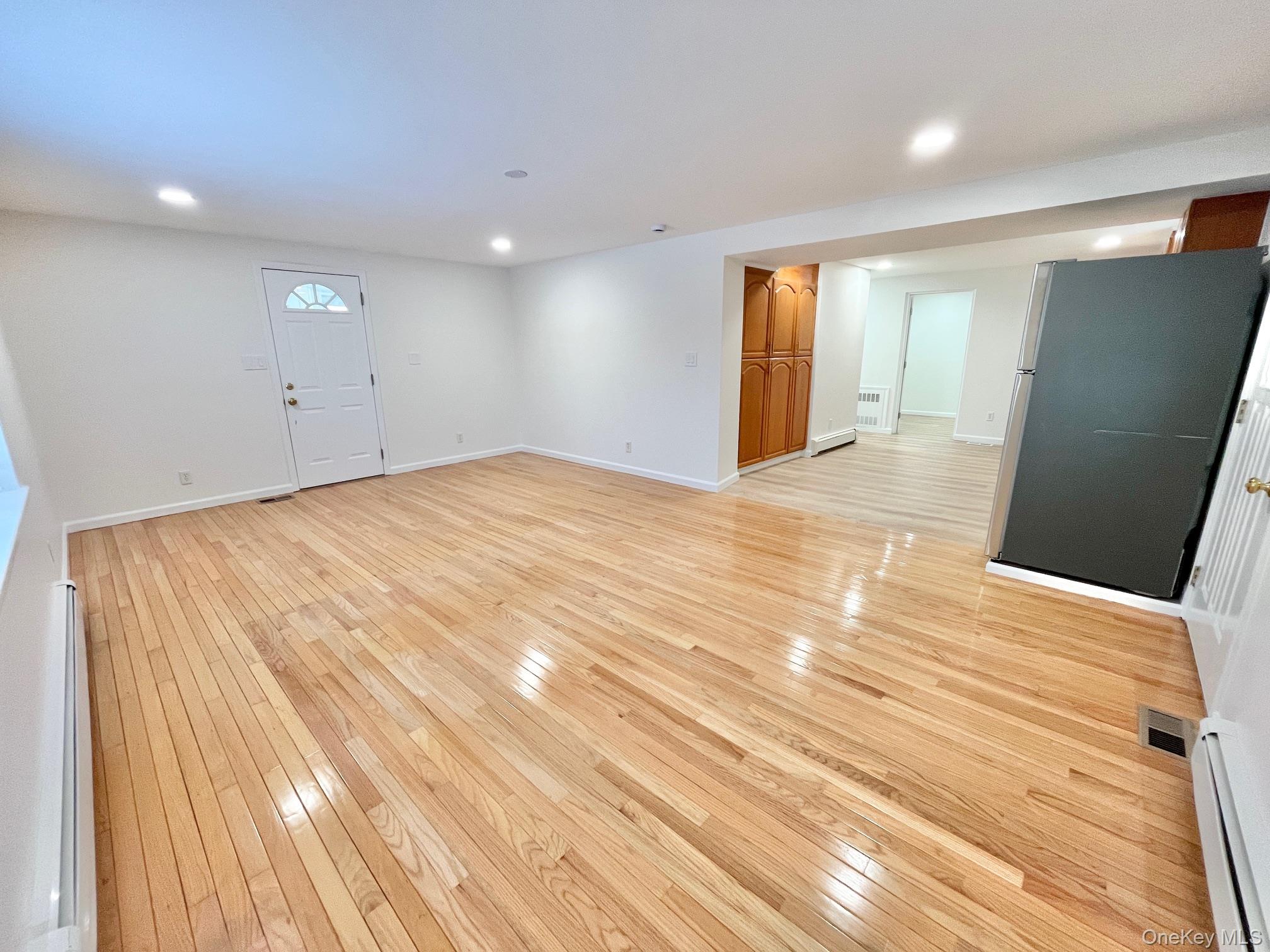 #7 photo, 103 Bennett Avenue, Yonkers , NY 10701