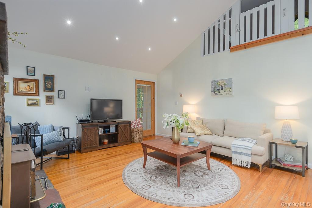 #6 photo, 56 Bluff Avenue, Greenwood Lake , NY 10925