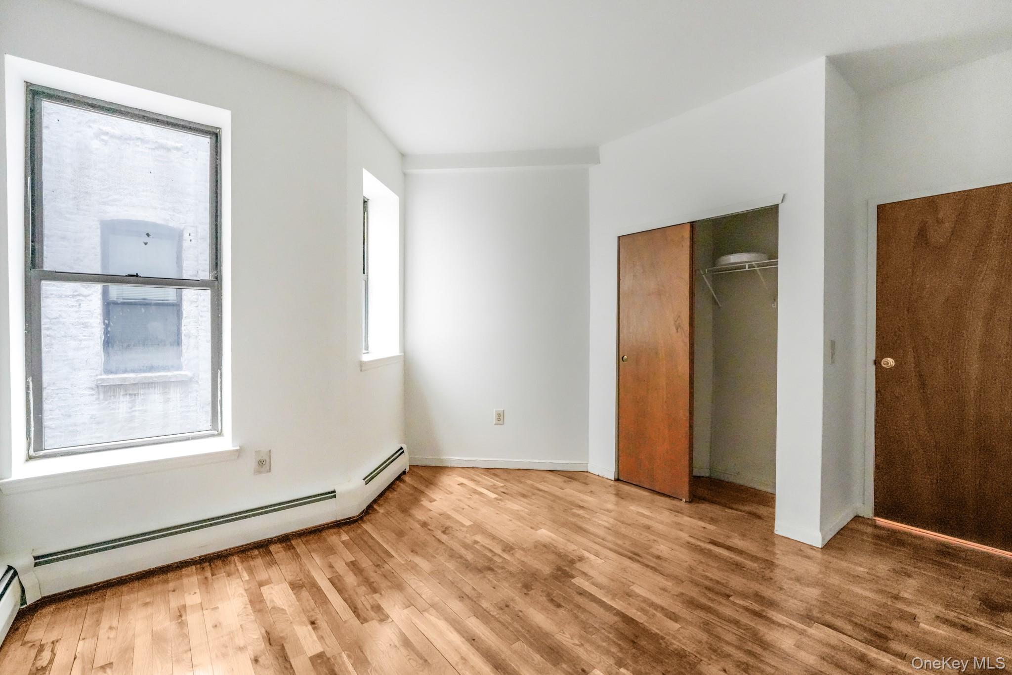 #7 photo, 472 Bainbridge Street, הברונקס Brooklyn , NY 11233