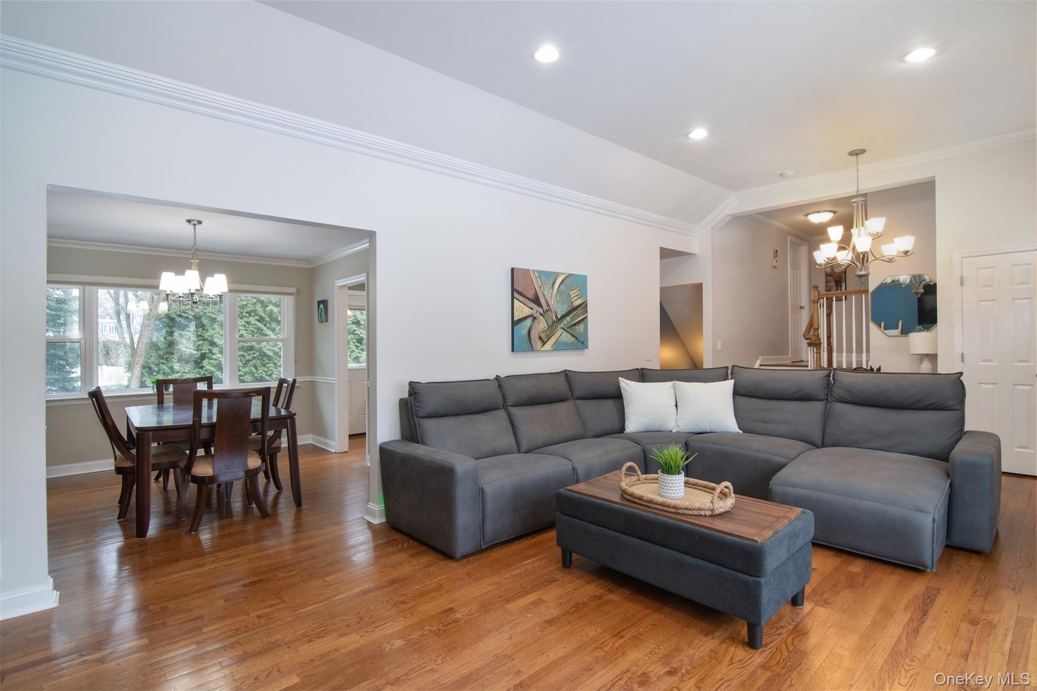 #5 photo, 99 Amherst Drive, New Rochelle , NY 10804