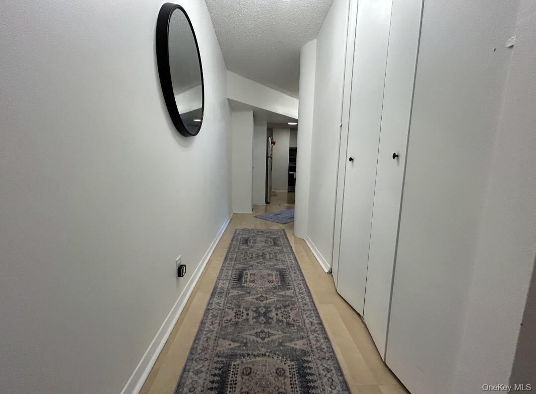 #8 photo, 10 Cottage Place, White Plains , NY 10601