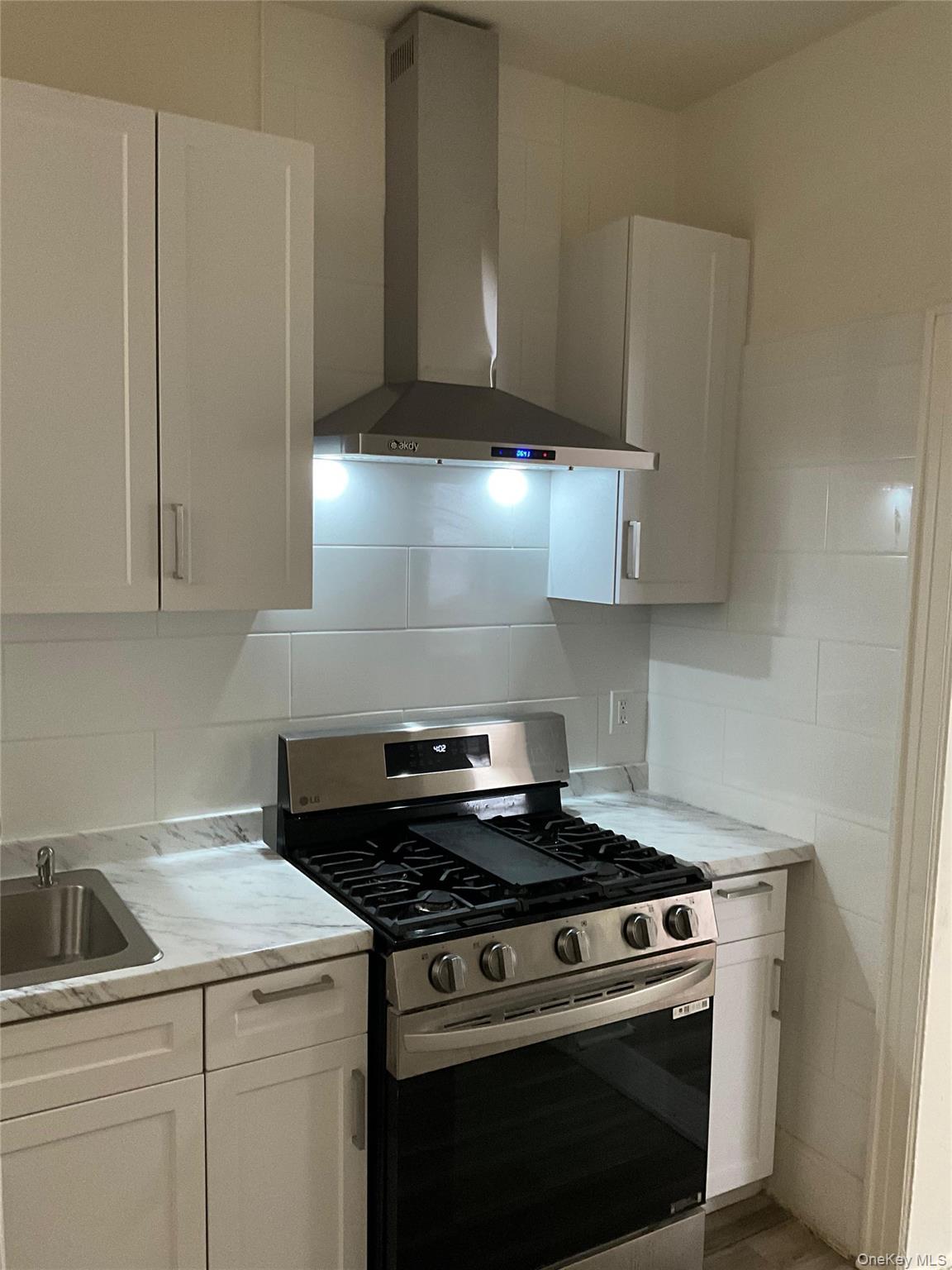 #9 photo, 4331 Murdock Avenue, Bronx , NY 10466