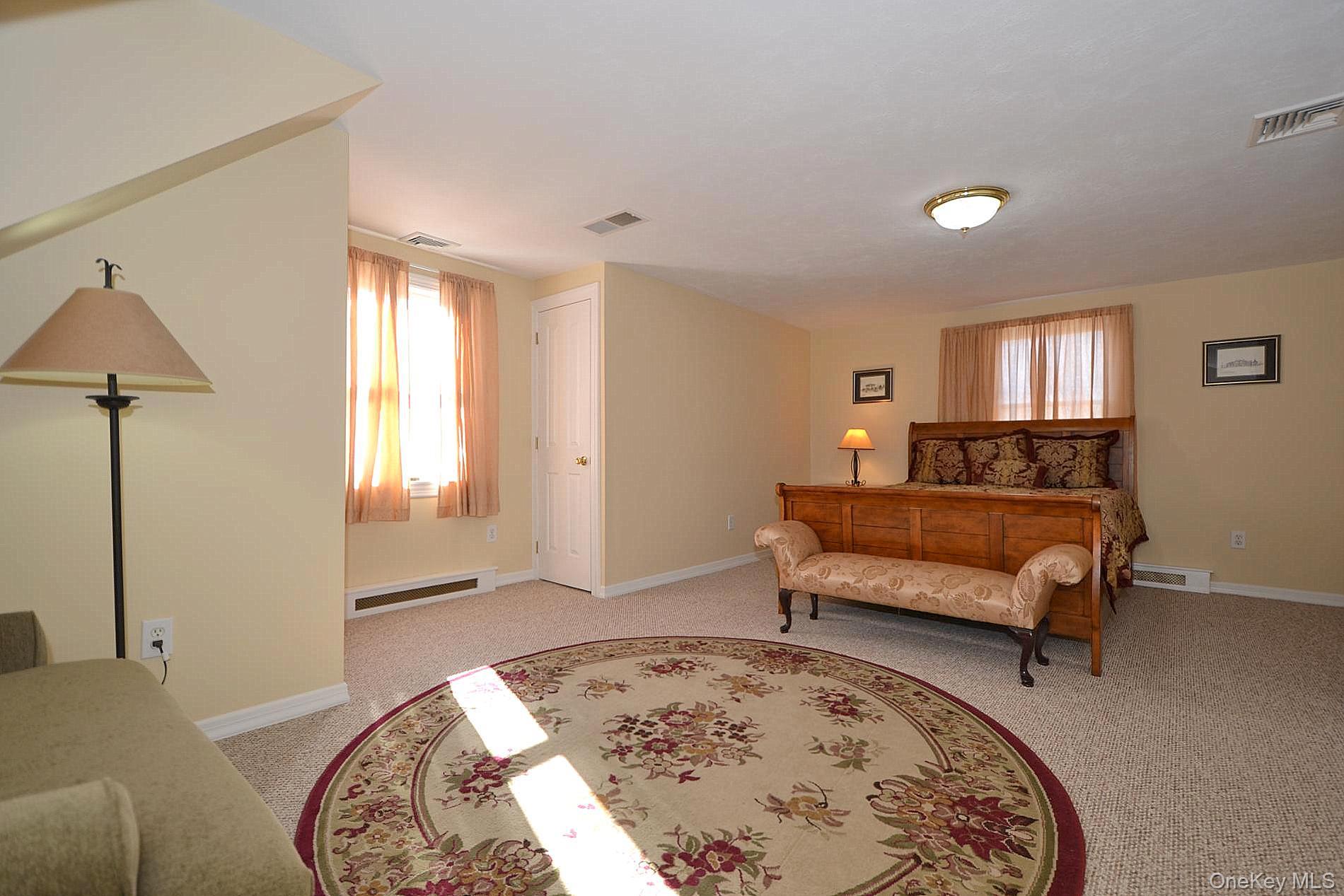 #10 photo, 9 Agnes Court, Melville , NY 11747