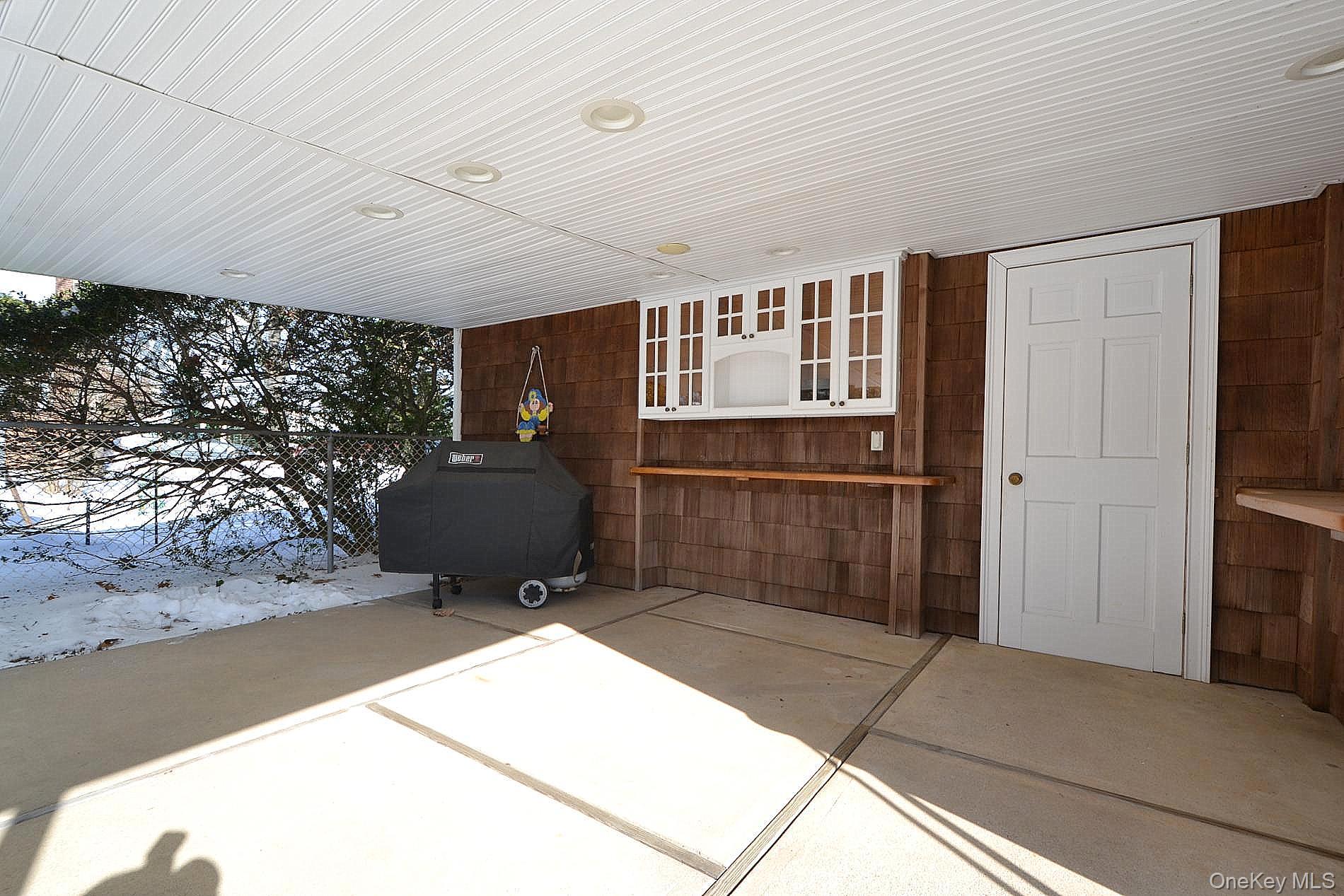 #16 photo, 9 Agnes Court, Melville , NY 11747