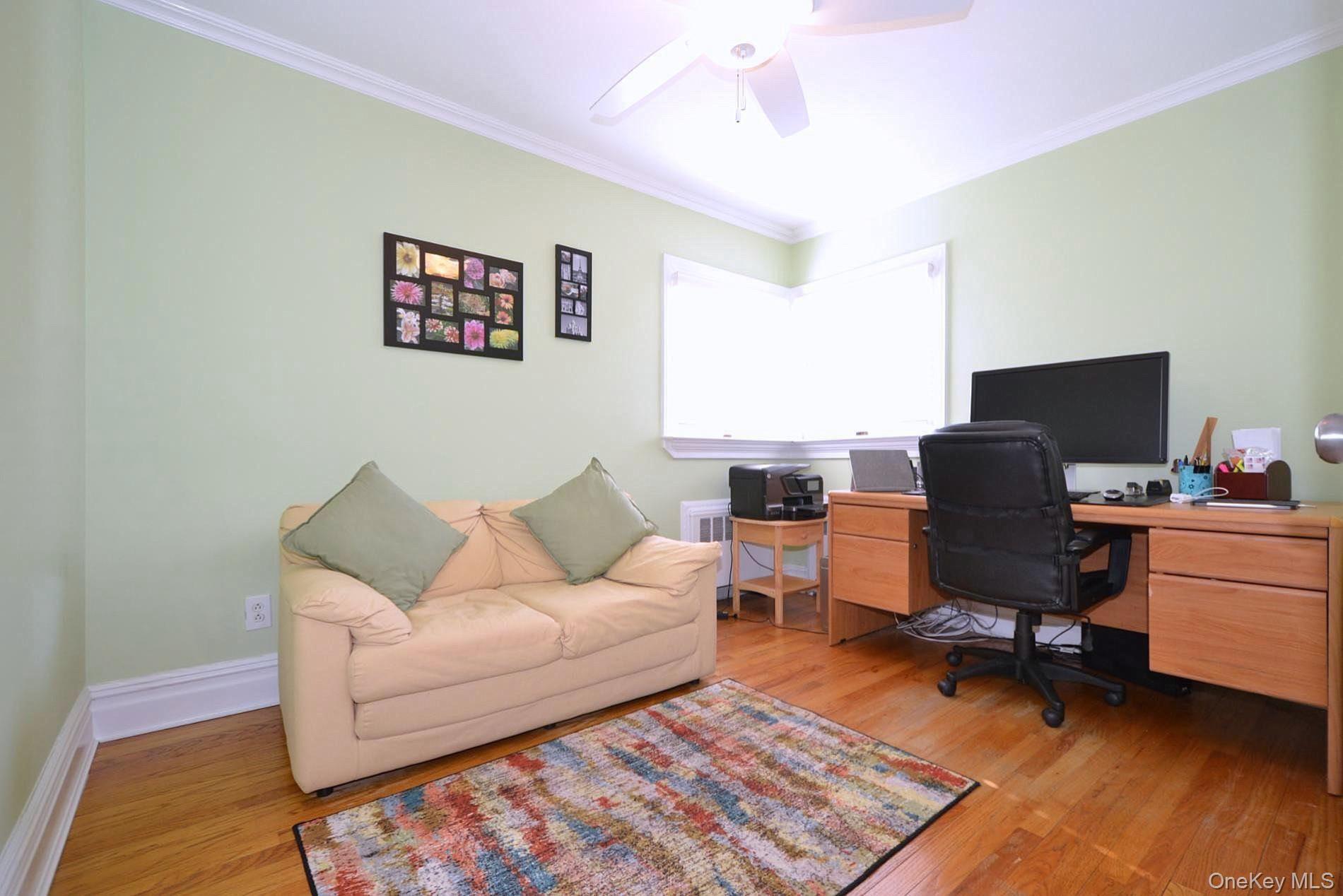 #8 photo, 9 Agnes Court, Melville , NY 11747