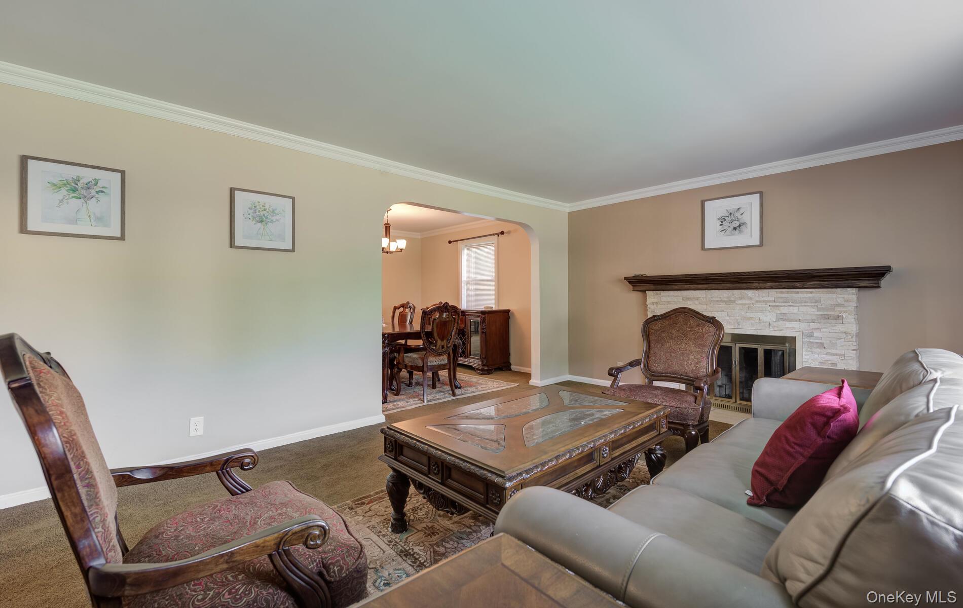 #4 photo, 74 Mulberry Ave., Garden City , NY 11530