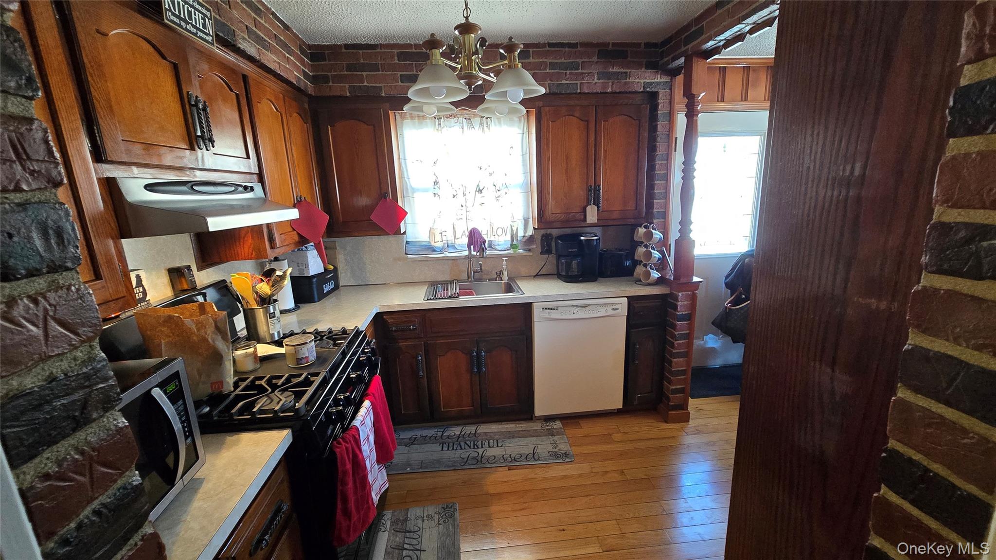 #16 photo, 32 Butler Boulevard, Elmont , NY 11003