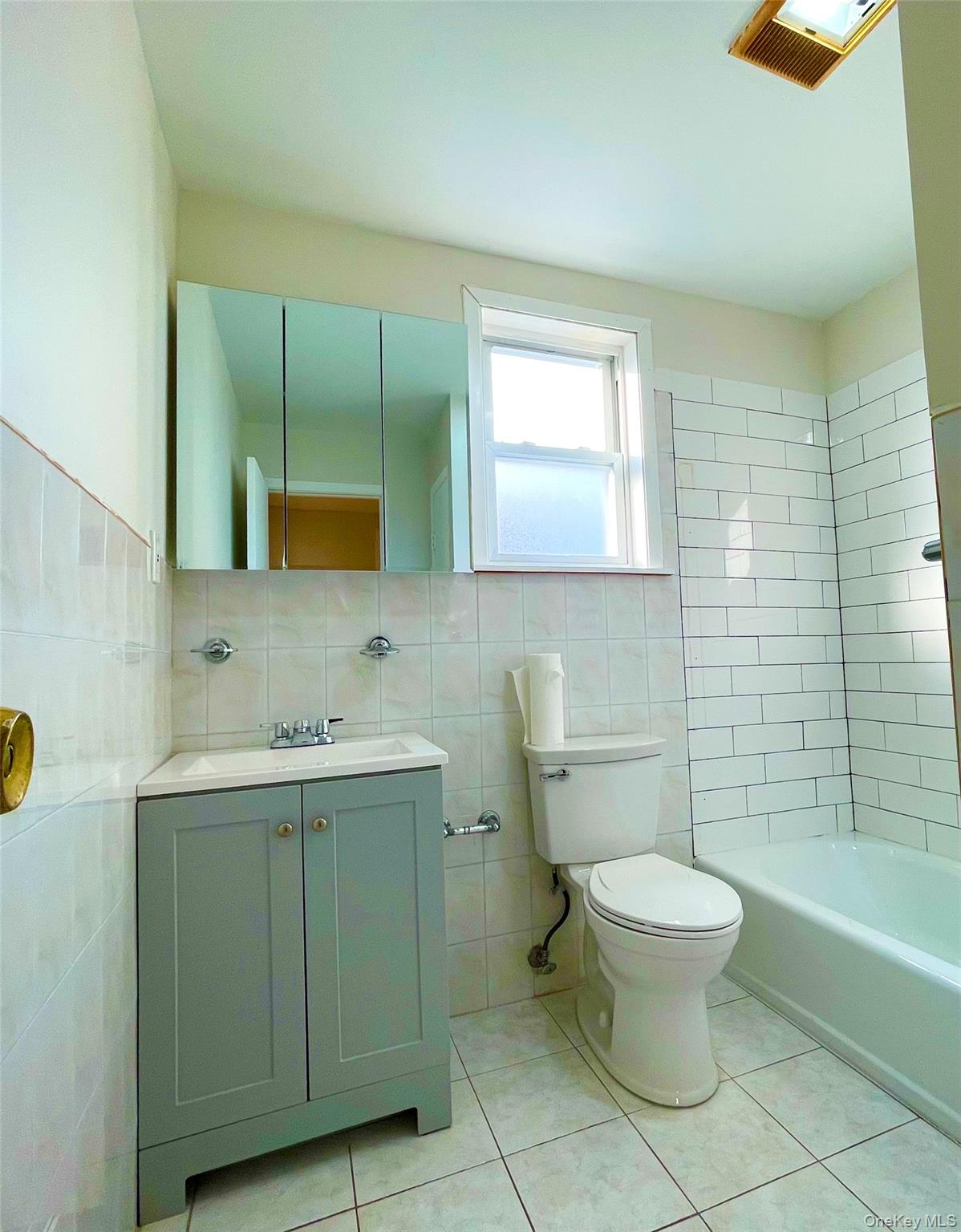 #13 photo, New Hyde Park, New Hyde Park , NY 11040