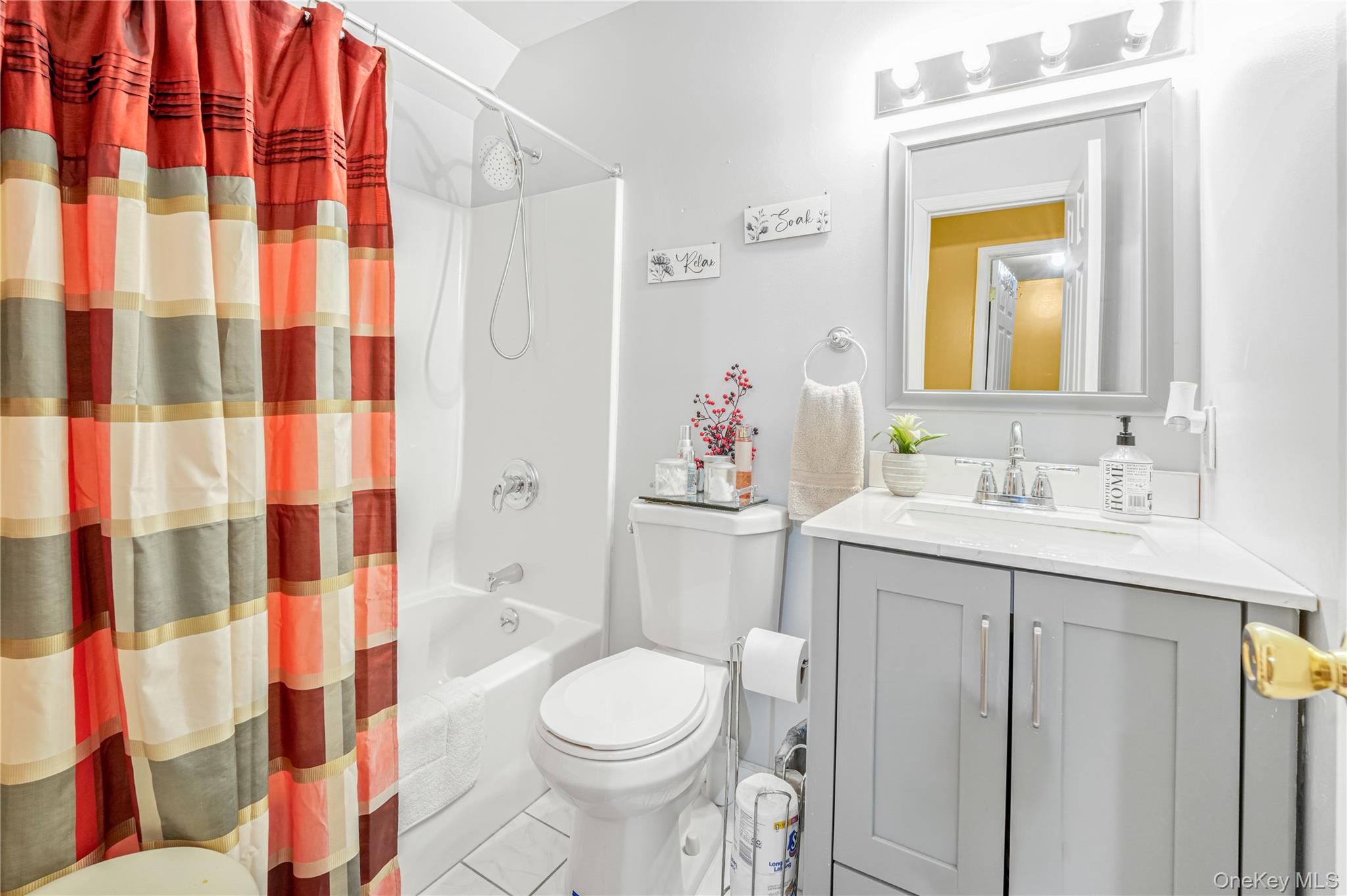 #15 photo, 309 Mundy Lane, Mount Vernon , NY 10550