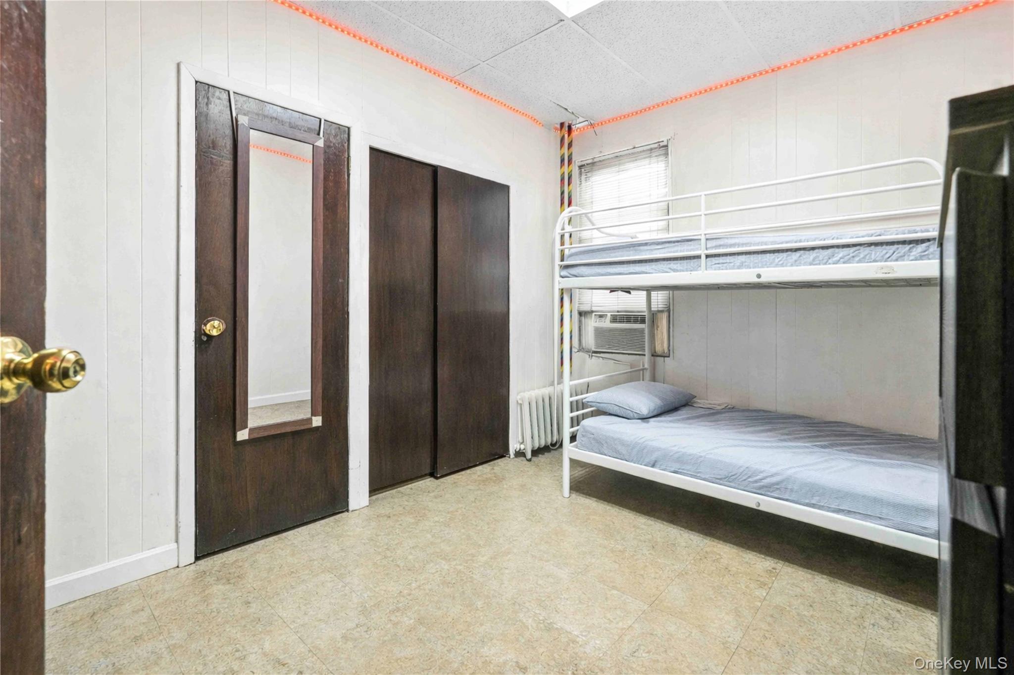 #16 photo, 9612 34th Avenue, كوينز Corona , NY 11368