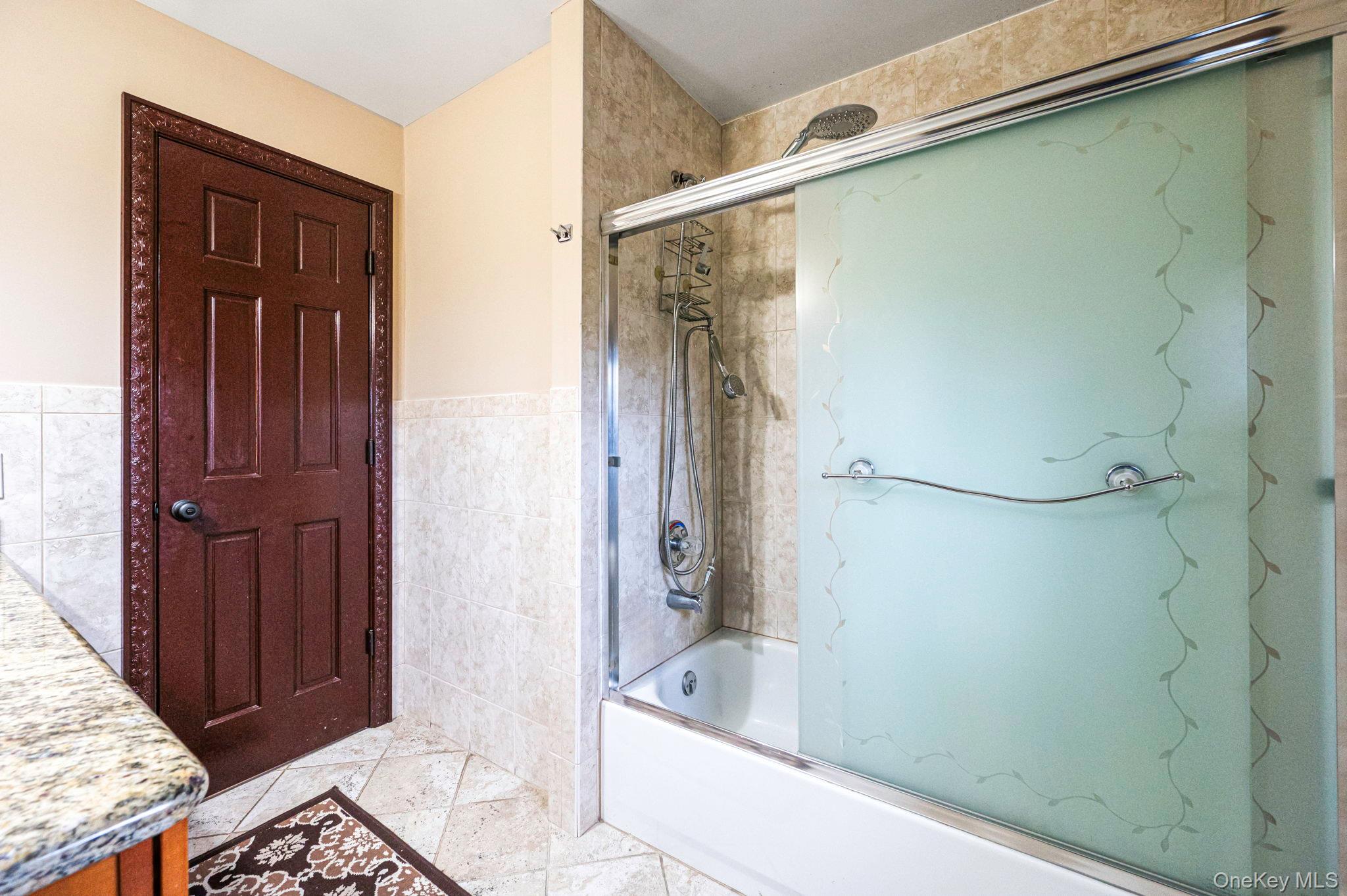 #18 photo, 120 Waldo Street, Copiague , NY 11726