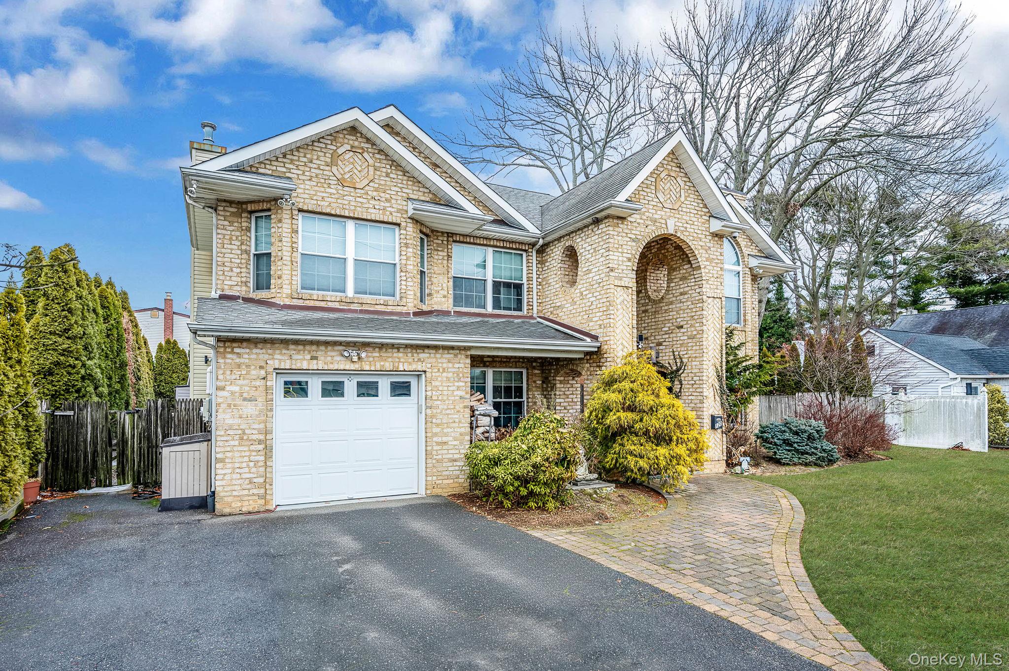 #3 photo, 120 Waldo Street, Copiague , NY 11726