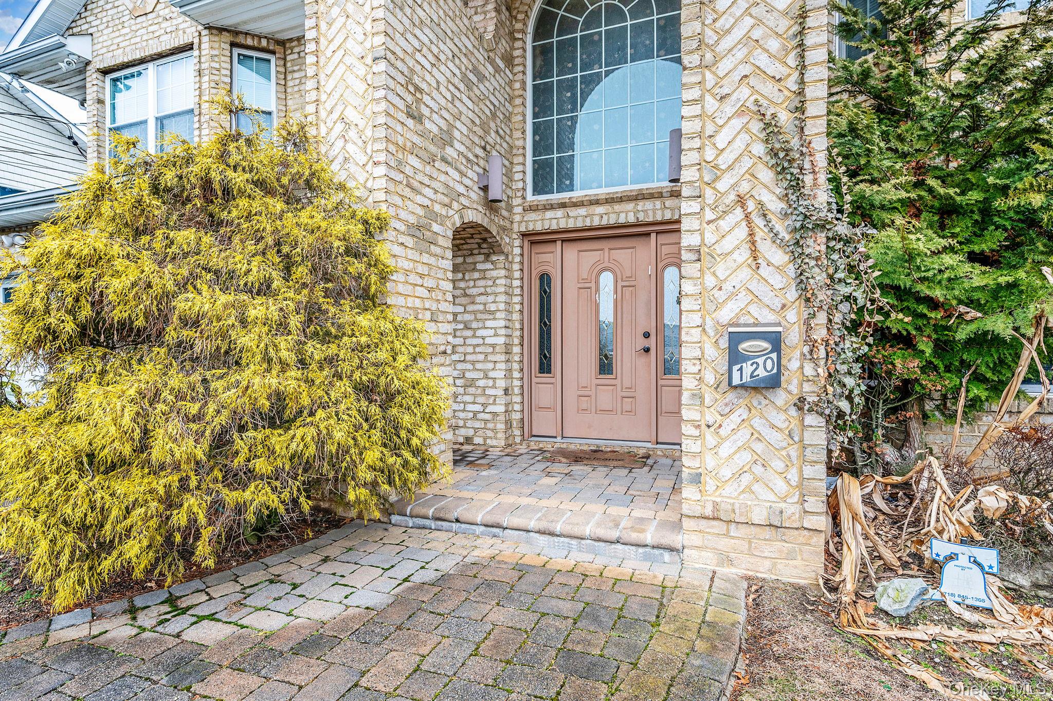 #4 photo, 120 Waldo Street, Copiague , NY 11726