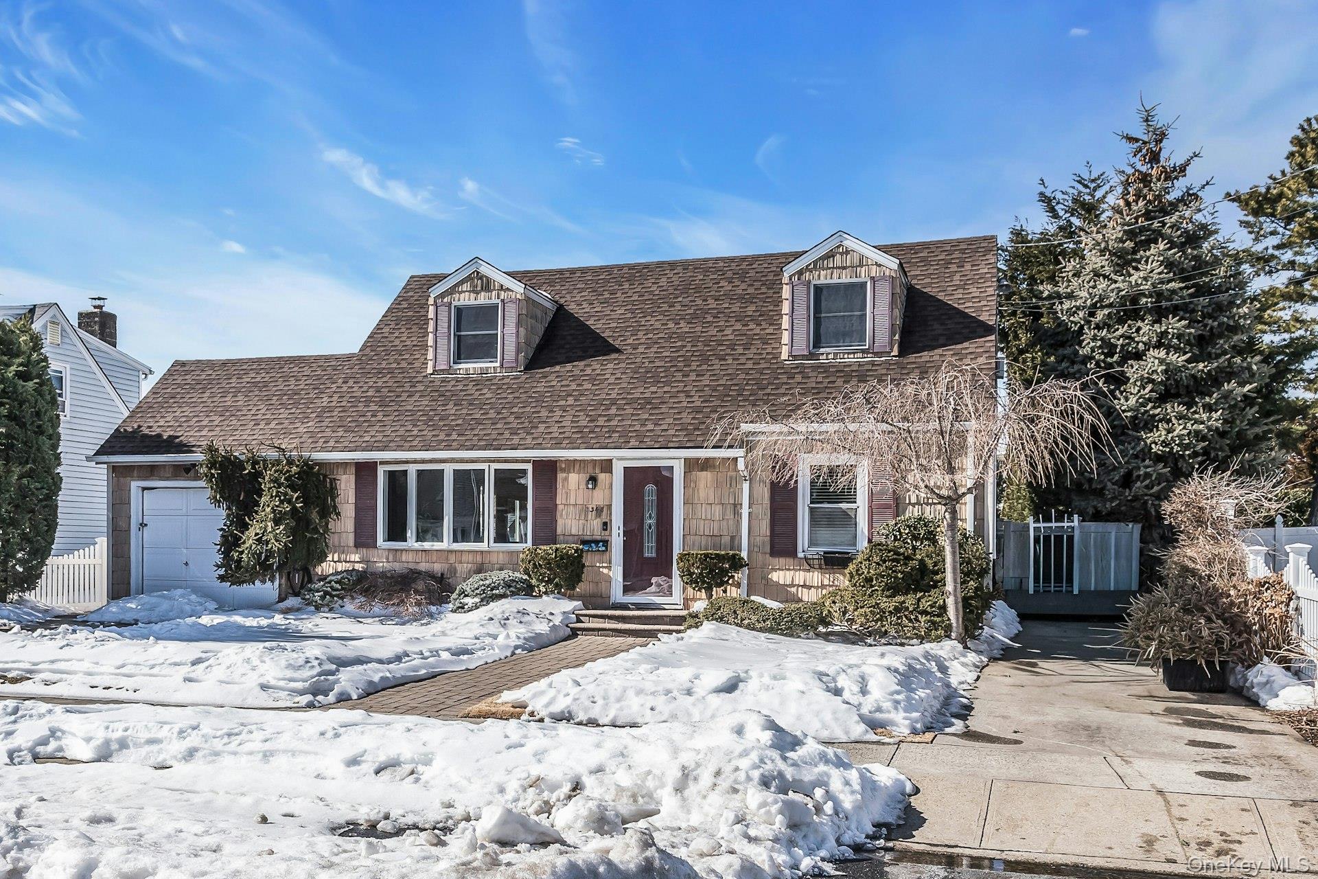 #3 photo, 3348 3rd Street, 長島 Oceanside , NY 11572