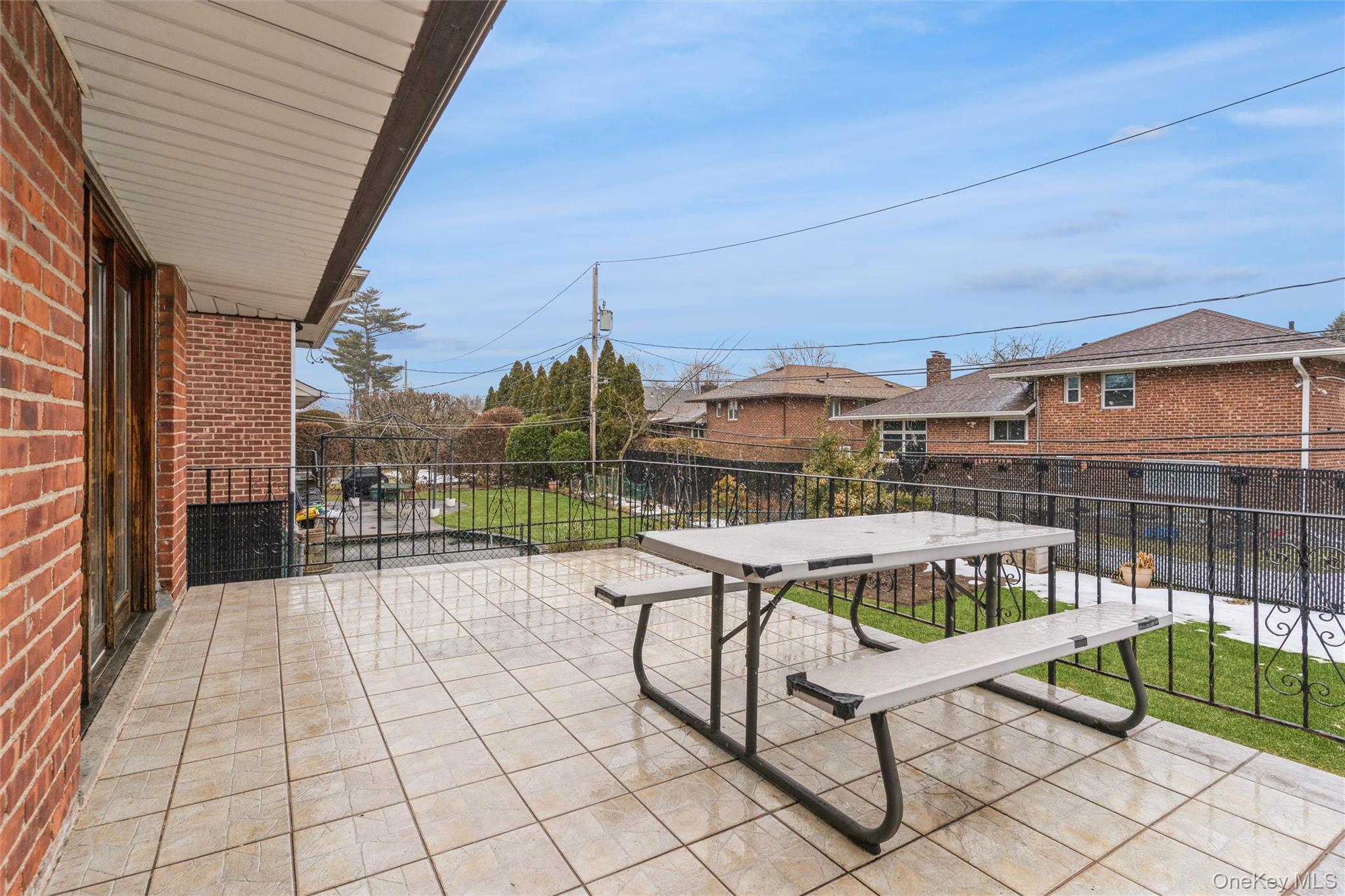 #19 photo, 51 Edgewood Drive, 롱 아일랜드 New Hyde Park , NY 11040