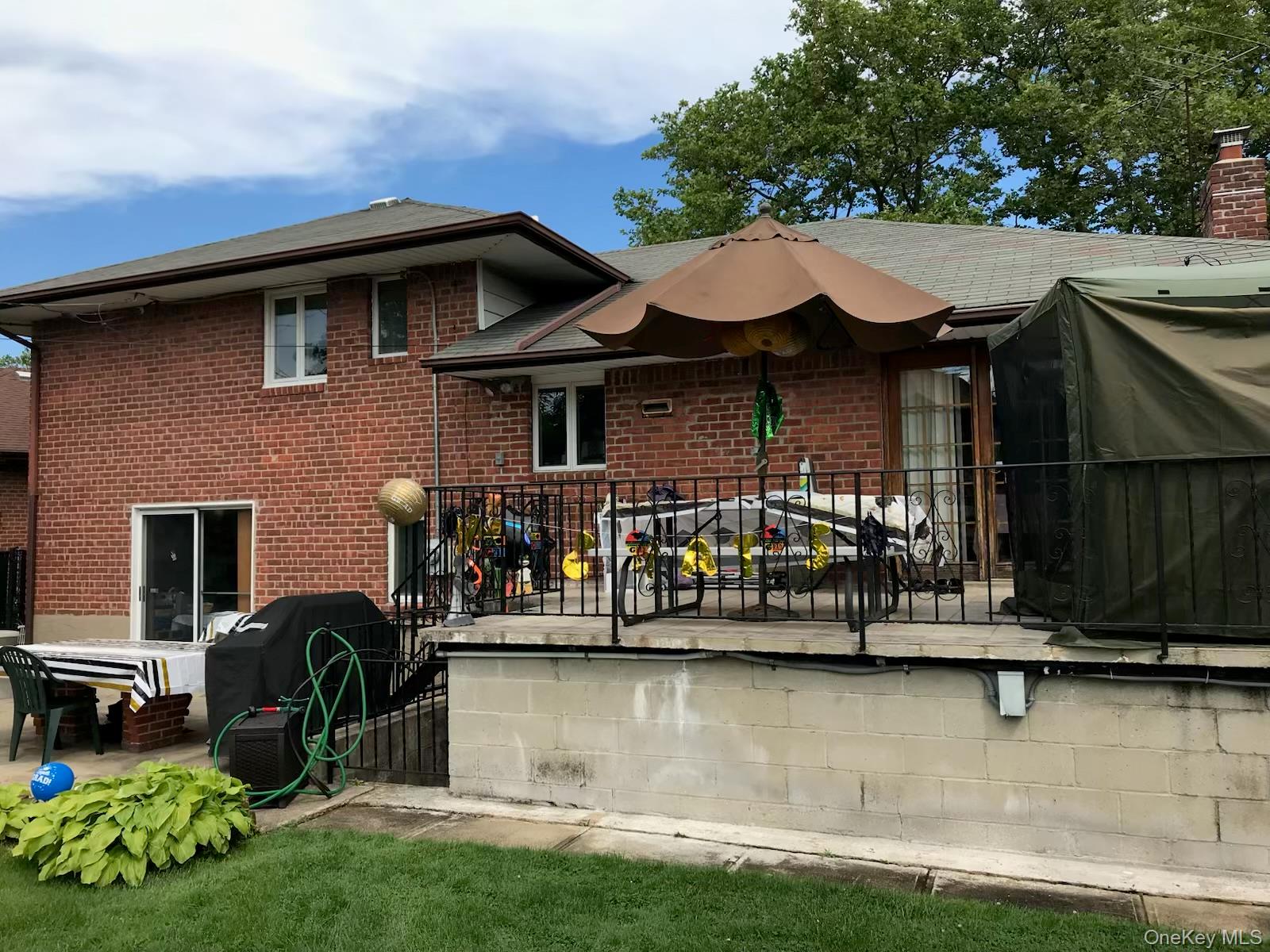 #20 photo, 51 Edgewood Drive, 롱 아일랜드 New Hyde Park , NY 11040