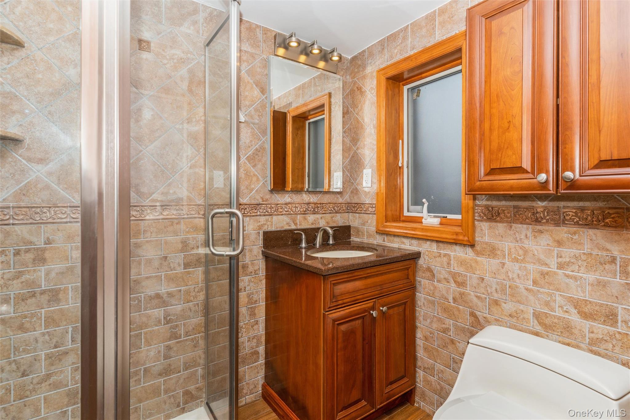 #9 photo, 51 Edgewood Drive, 롱 아일랜드 New Hyde Park , NY 11040