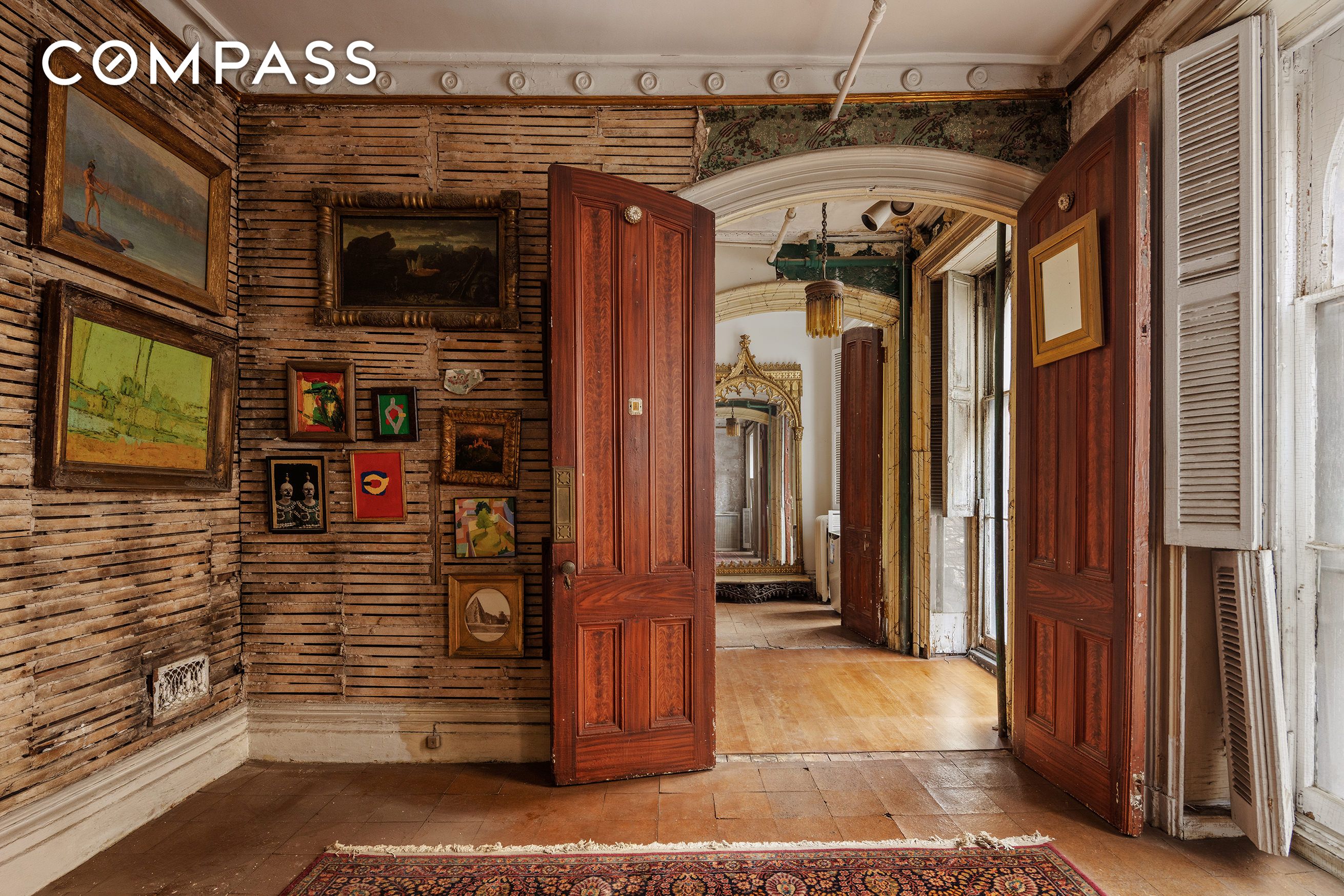 #5 photo, 35 Stuyvesant Street, East Village , NY 10003