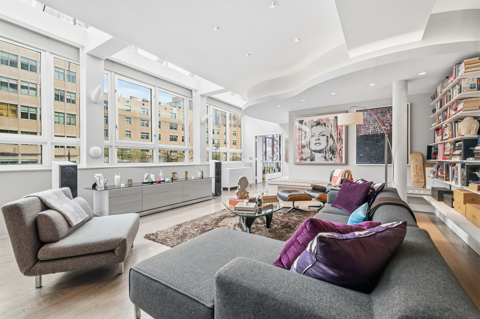 #1 photo, 301 E 52nd Street, 曼哈顿 Turtle Bay , NY 10022