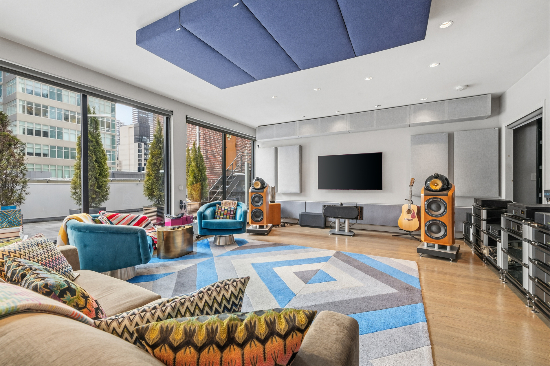 #8 photo, 301 E 52nd Street, 曼哈顿 Turtle Bay , NY 10022