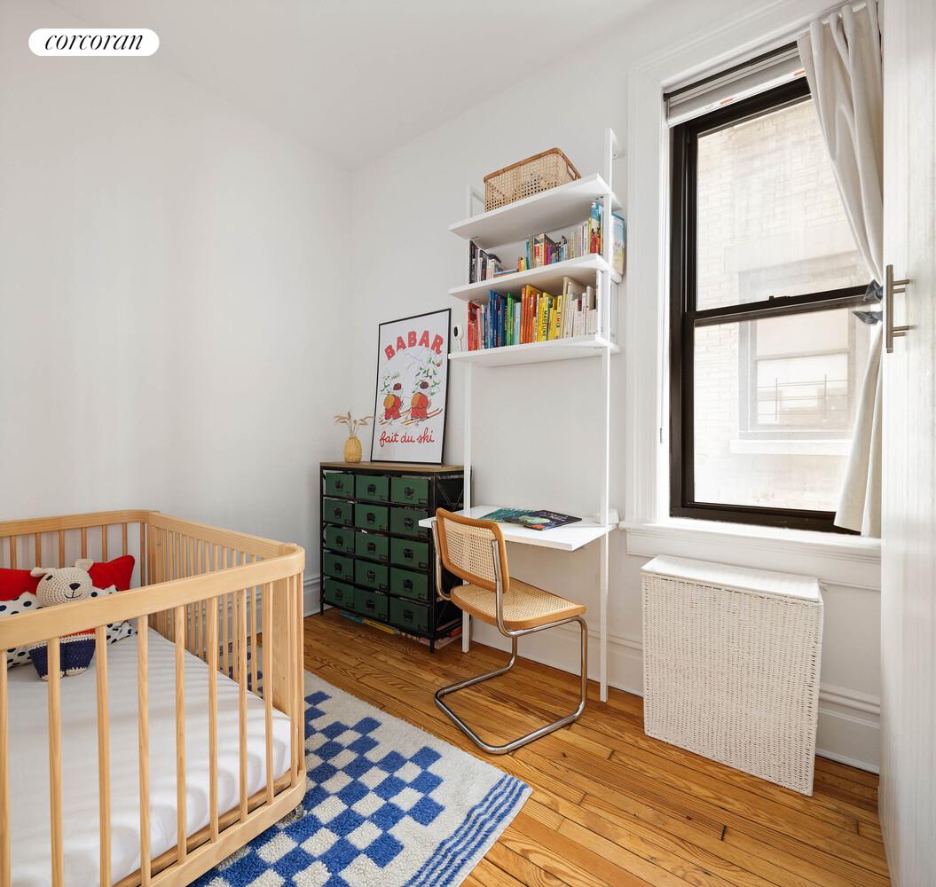 #8 photo, 231 W 21ST Street, Chelsea , NY 10011