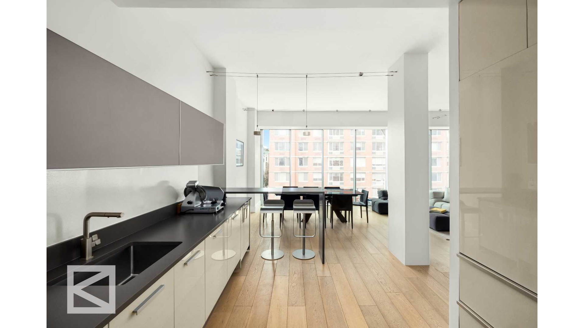 #10 photo, 519 W 23RD Street, मैनहटन Chelsea , NY 10011