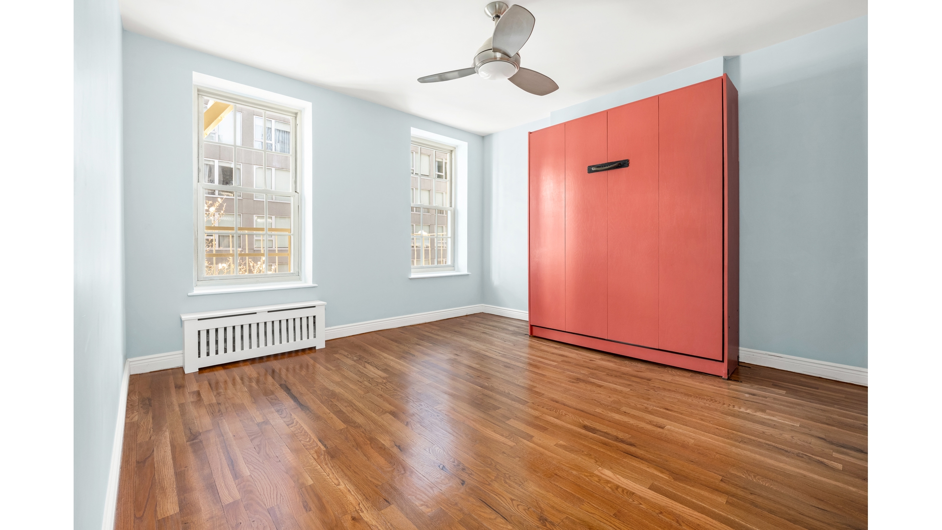 #13 photo, 325 W 43RD Street, ম্যানহাটন Hell's Kitchen , NY 10036