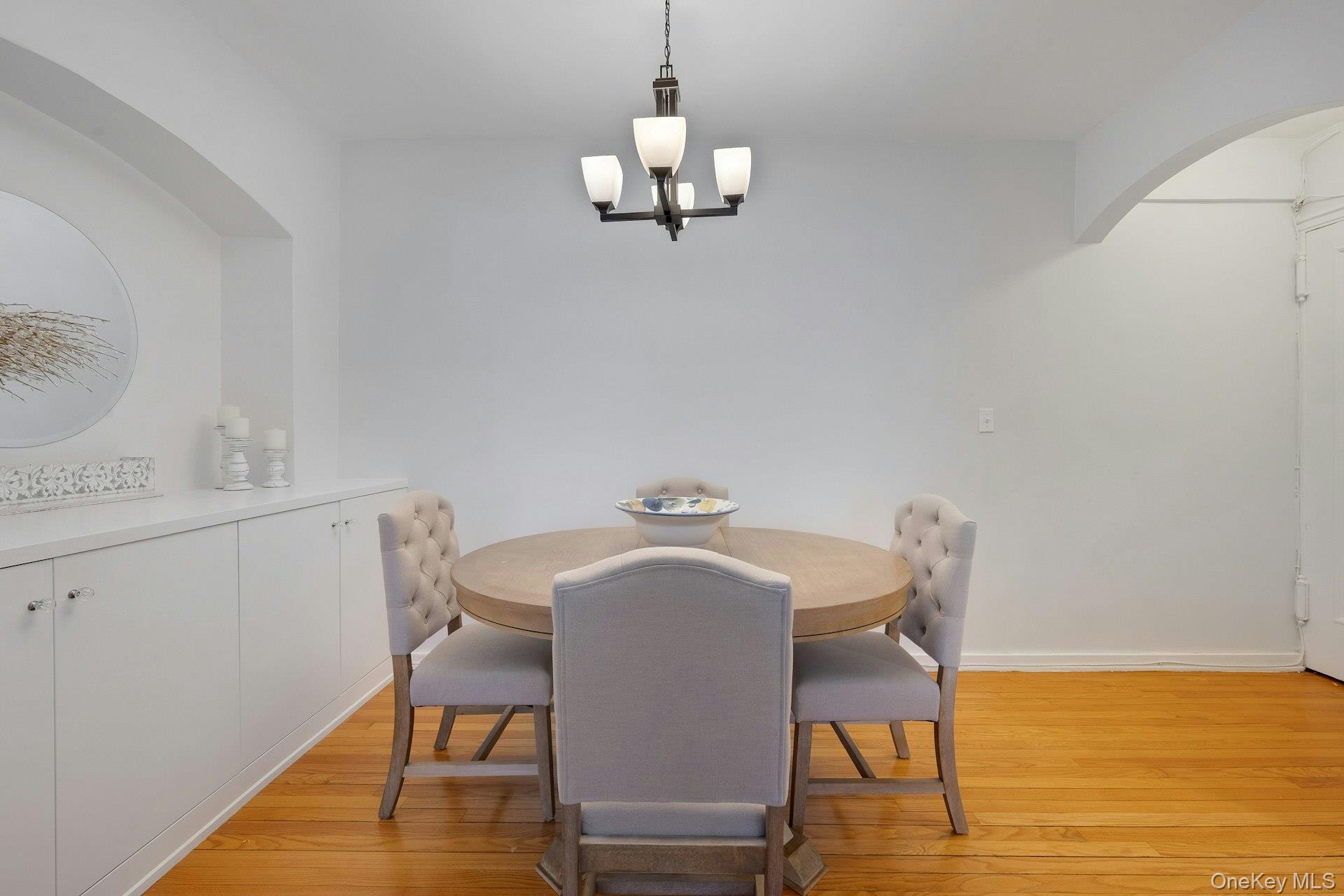 #12 photo, 253 Garth Road, Scarsdale , NY 10583