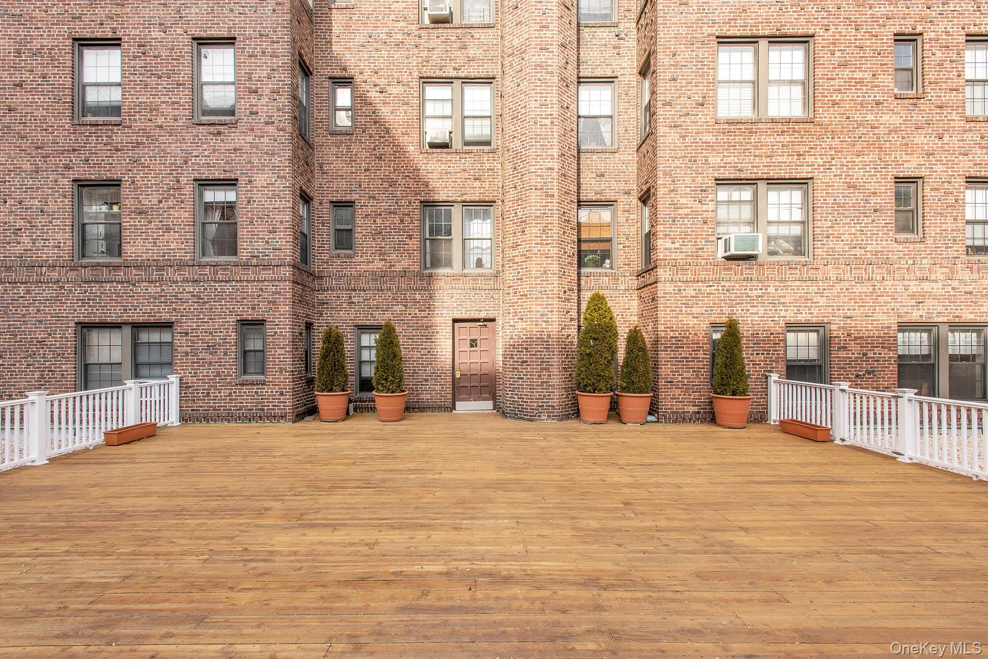 #18 photo, 253 Garth Road, Scarsdale , NY 10583