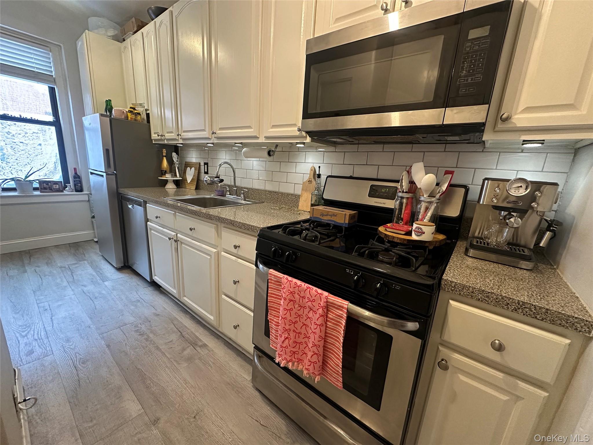 #11 photo, 673 Locust Street, Mount Vernon , NY 10552