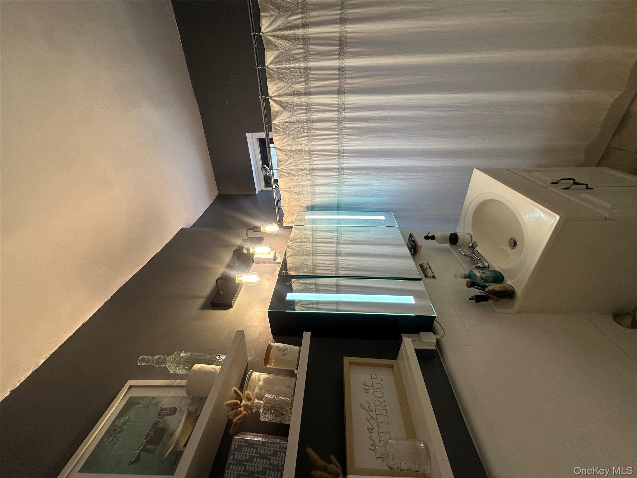 #8 photo, 673 Locust Street, Mount Vernon , NY 10552