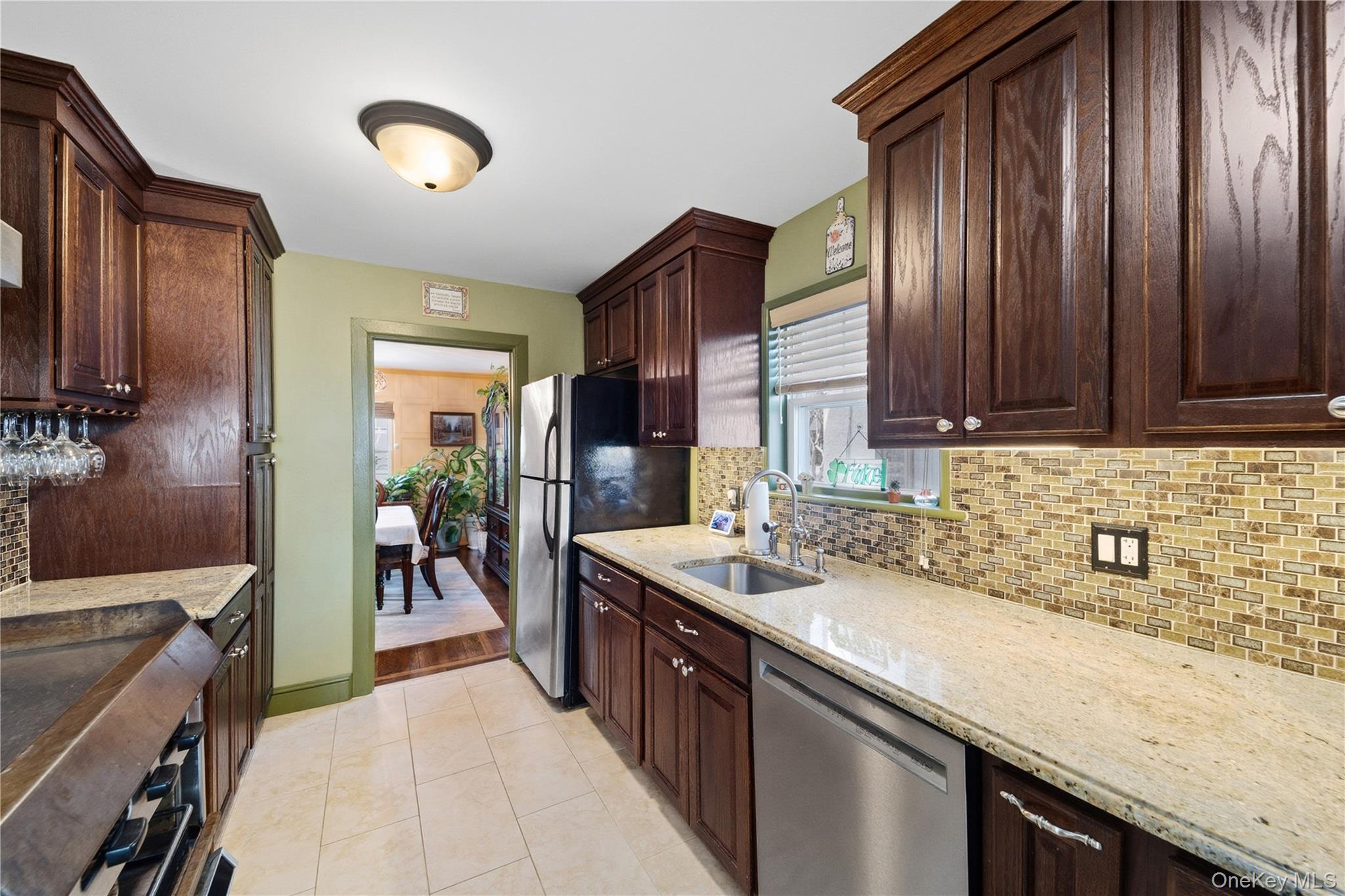 #15 photo, 74 Central Parkway, Mount Vernon , NY 10552