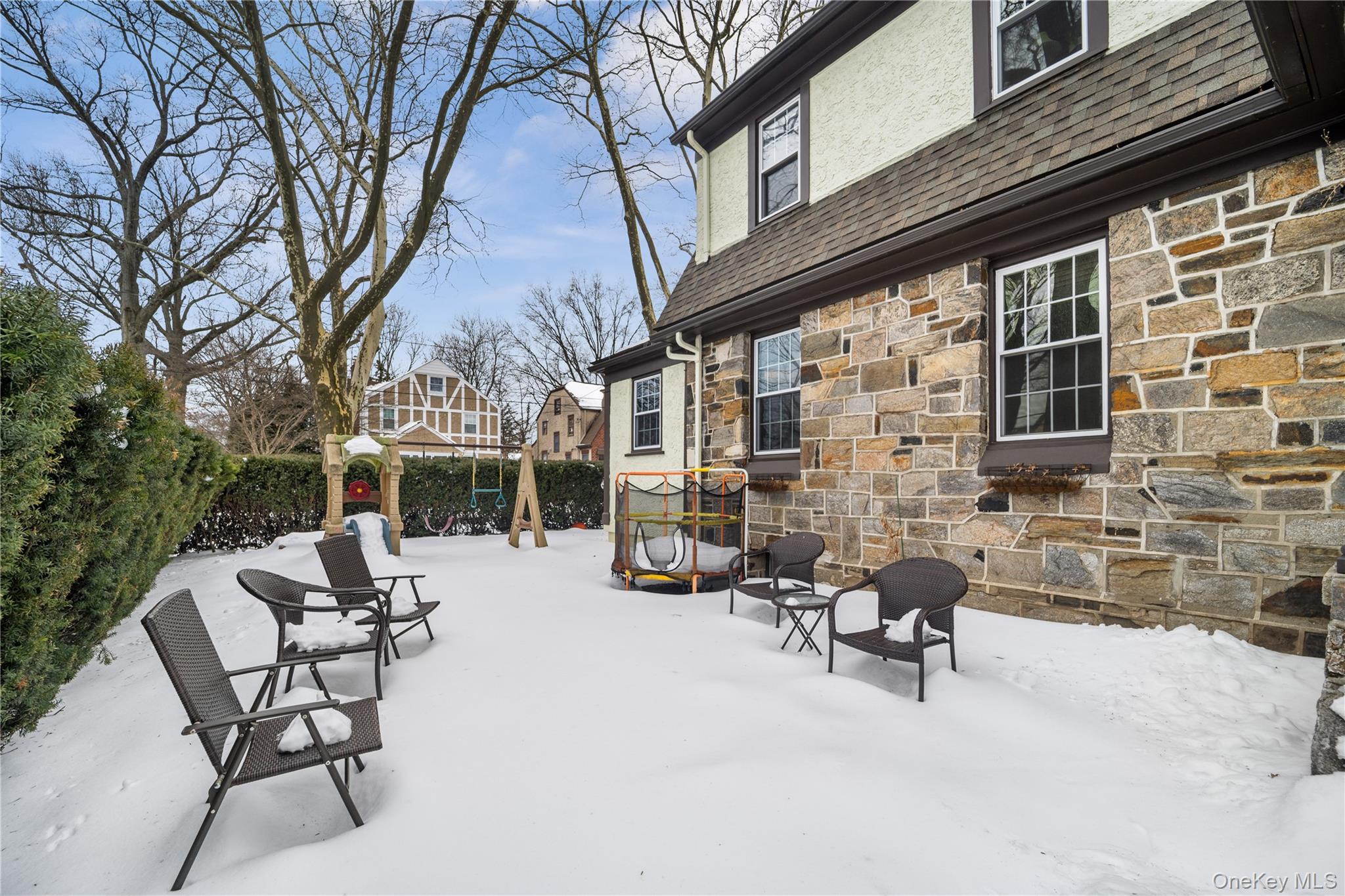 #4 photo, 74 Central Parkway, Mount Vernon , NY 10552