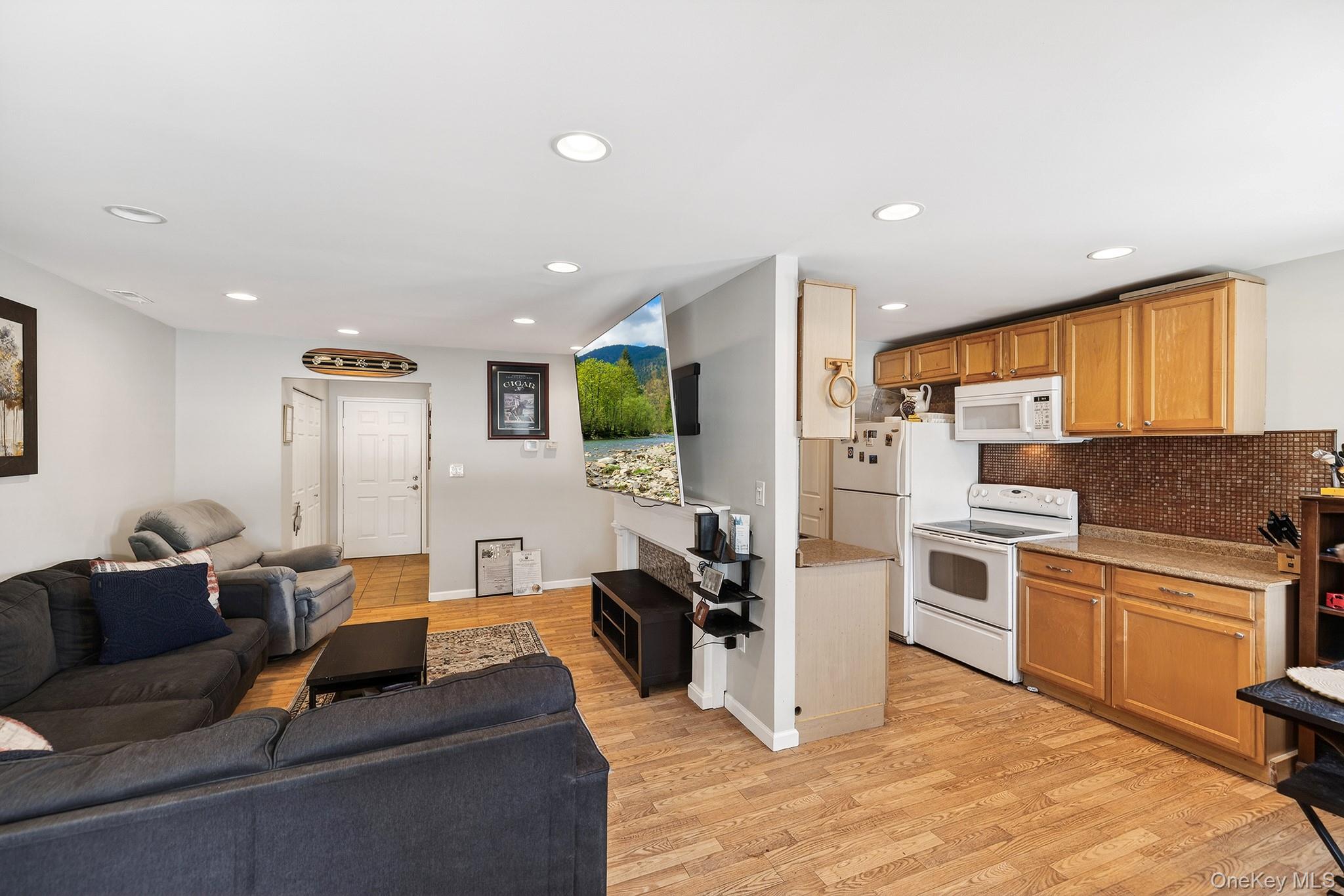 #3 photo, 1 Brook Drive, Washingtonville , NY 10992