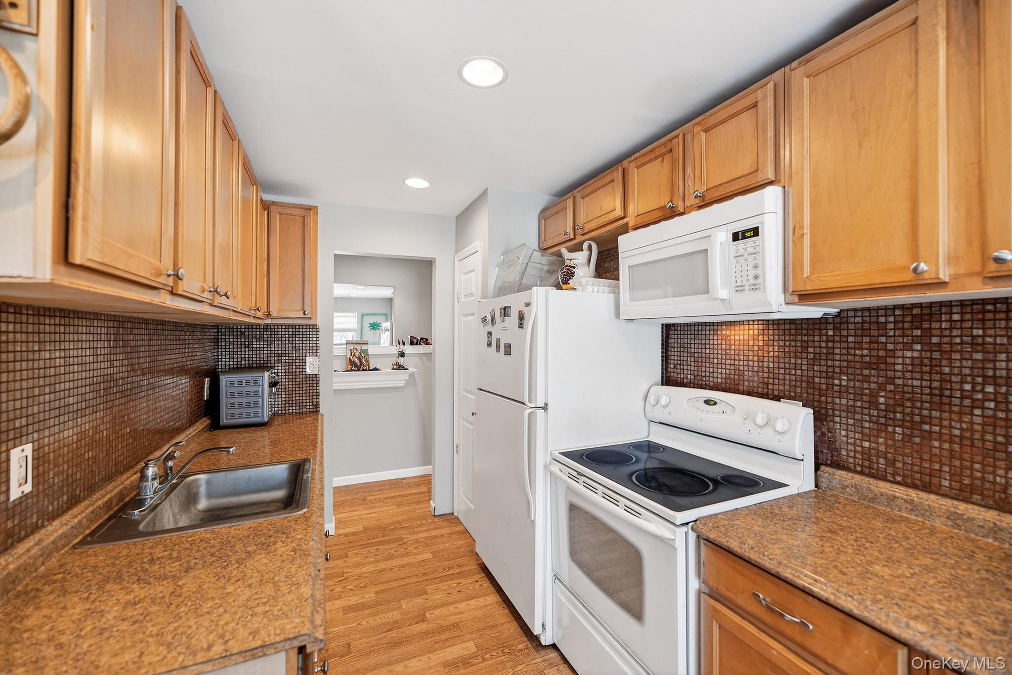 #4 photo, 1 Brook Drive, Washingtonville , NY 10992