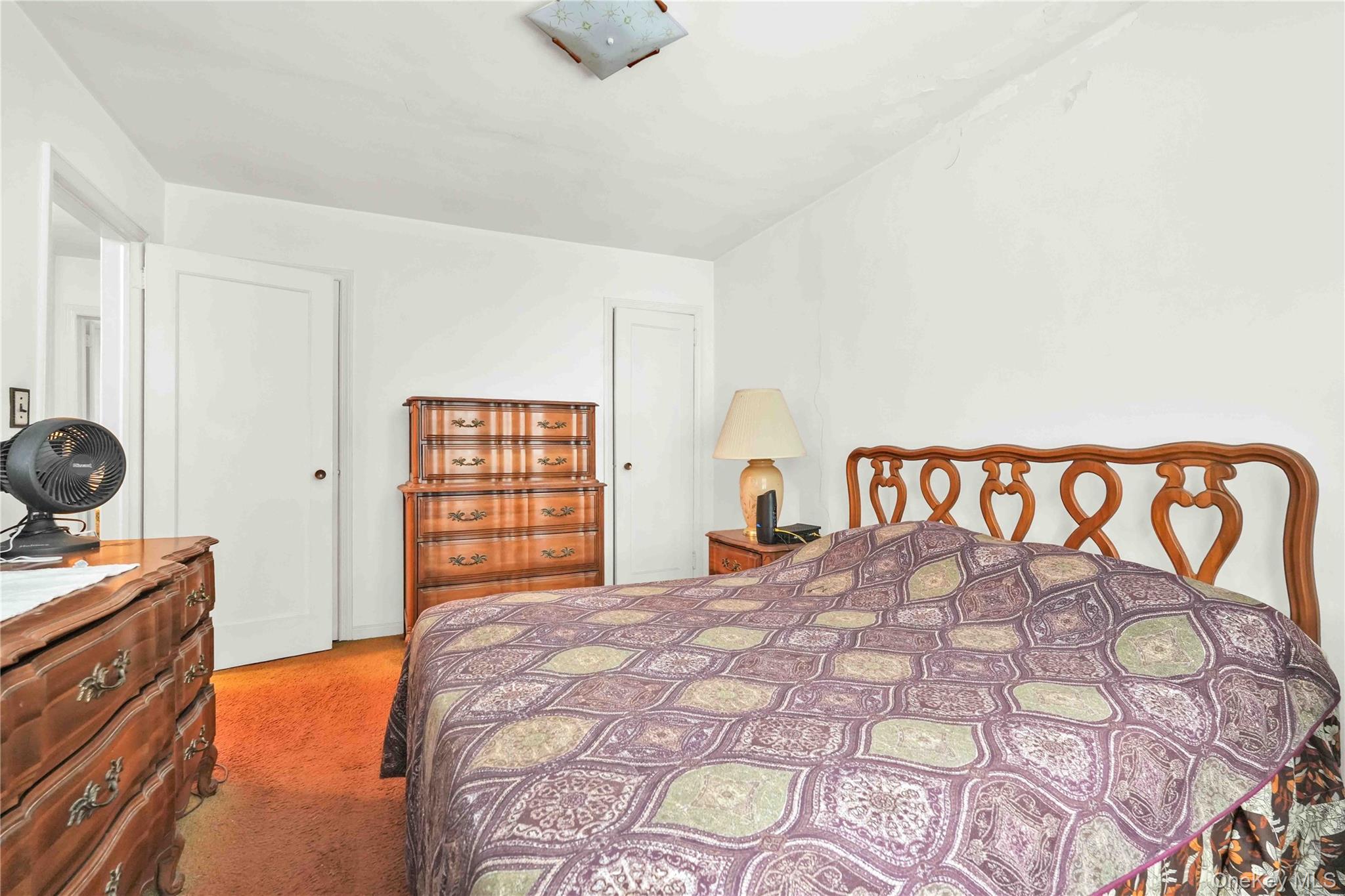 #19 photo, 5649 206th Street, كوينز Oakland Gardens , NY 11364