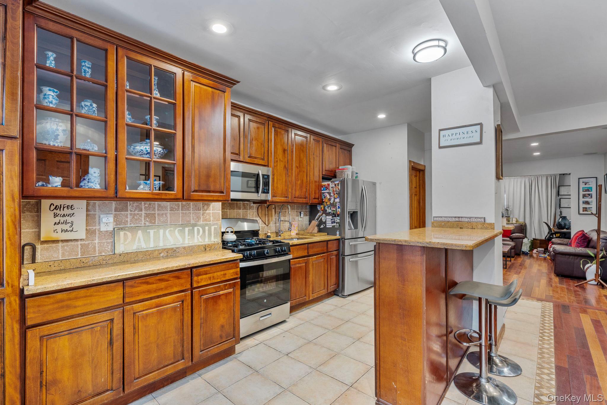 #11 photo, 10124 134th Street, Richmond Hill S. , NY 11419