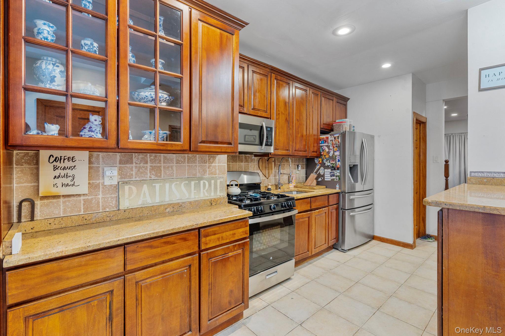 #9 photo, 10124 134th Street, Richmond Hill S. , NY 11419