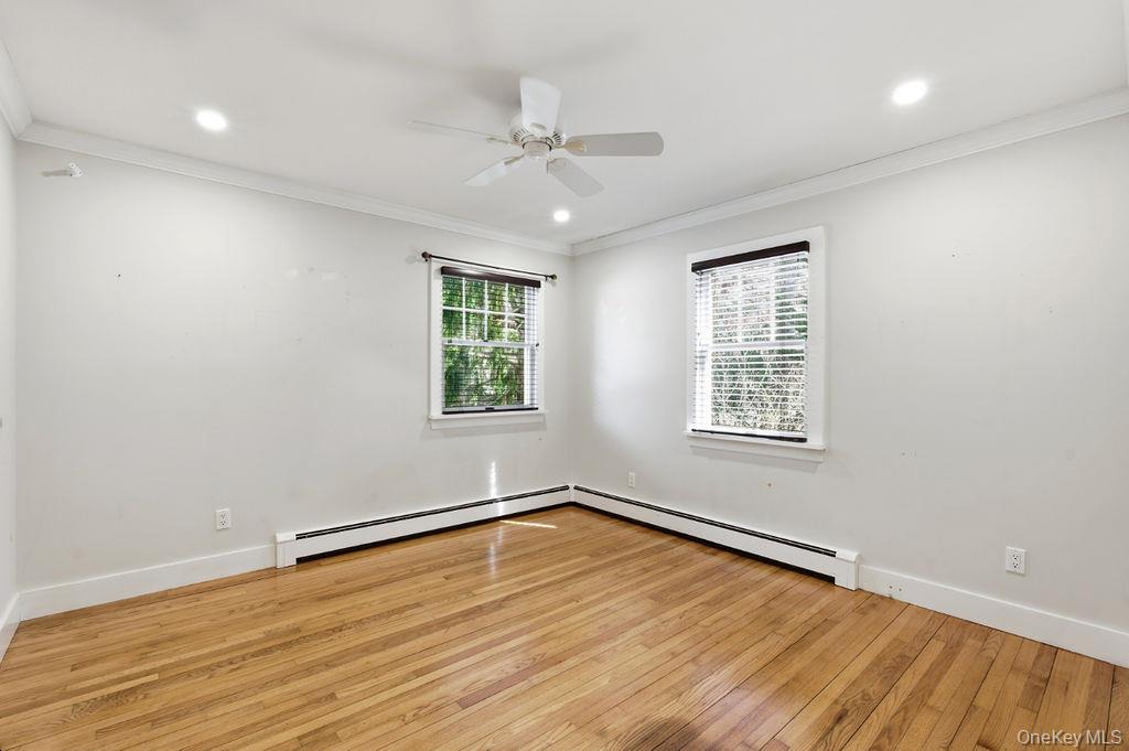 #8 photo, 19 Howell Lane, सफ़ोक काउंटी Speonk , NY 11901