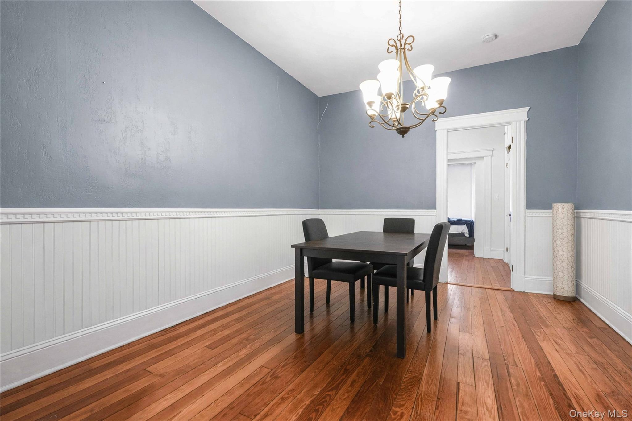 #11 photo, 5917 Putnam Avenue, كوينز Ridgewood , NY 11385