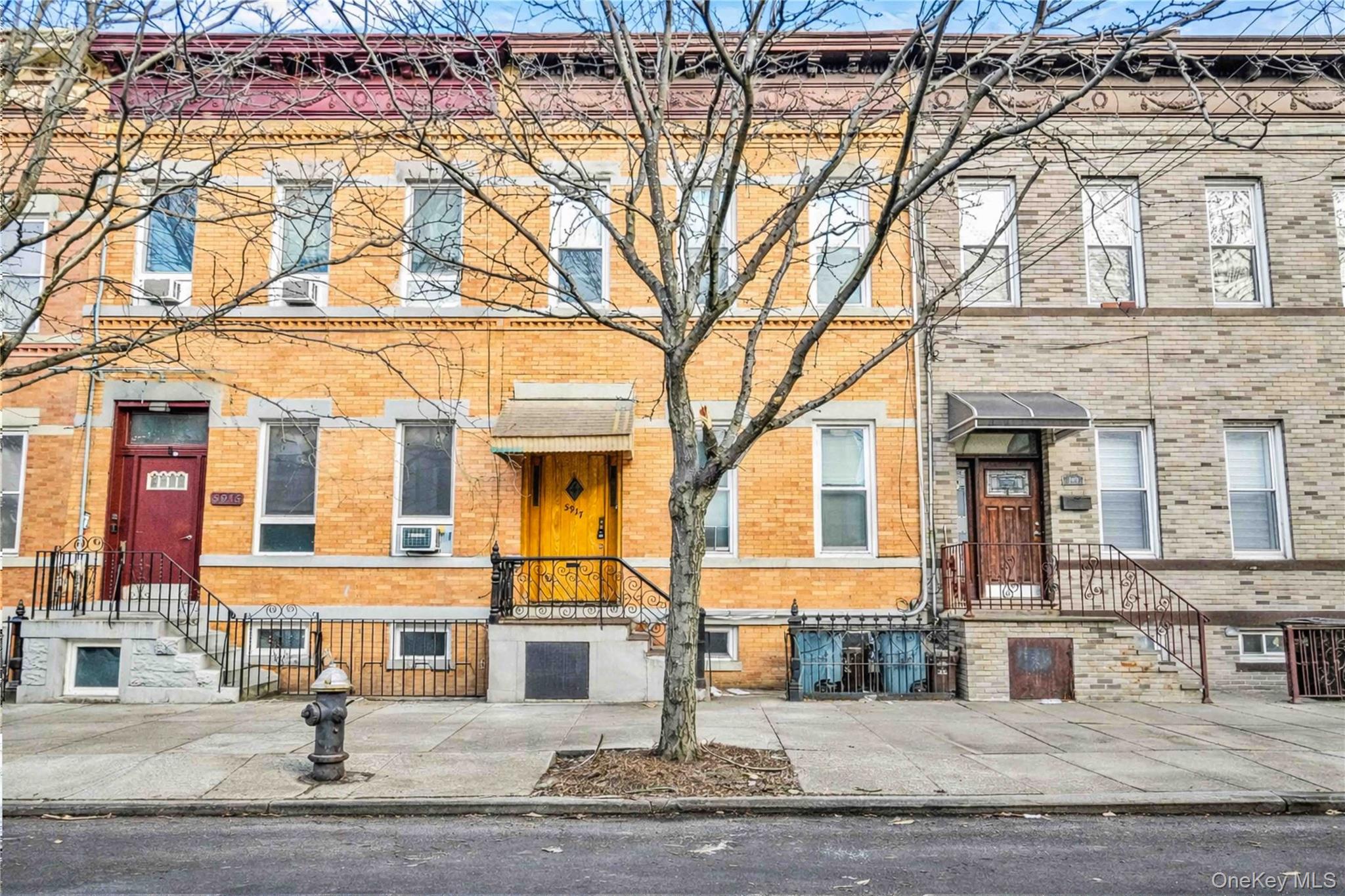 #2 photo, 5917 Putnam Avenue, كوينز Ridgewood , NY 11385