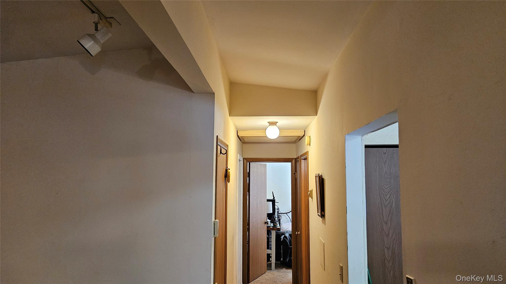 #5 photo, 7 Sara Drive, Loch Sheldrake , NY 12759