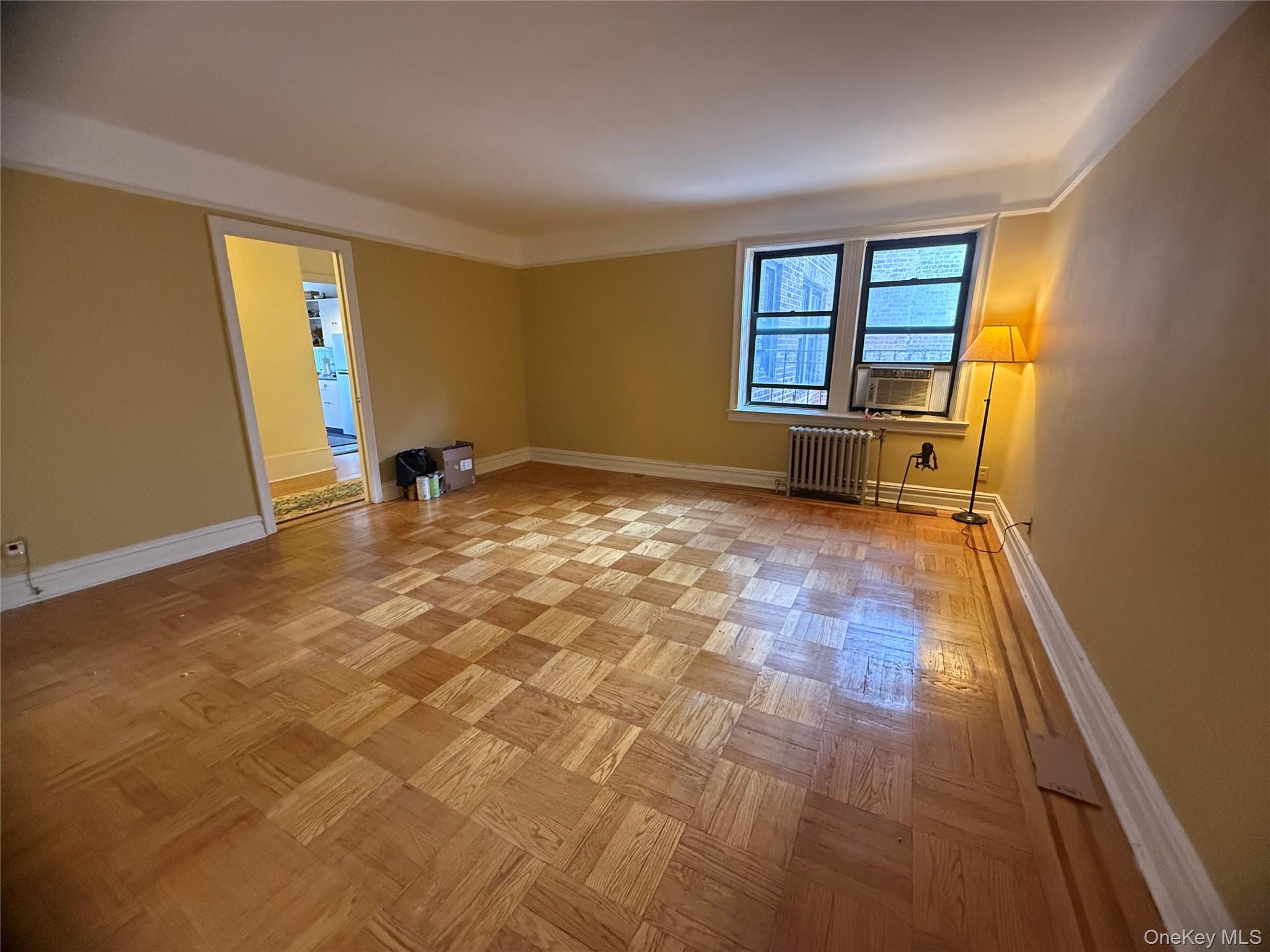 #8 photo, 10 Nosband Avenue, White Plains , NY 10605