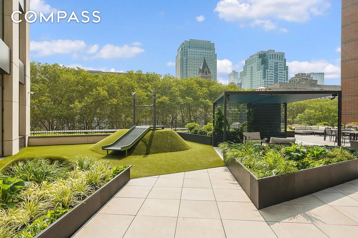 #17 photo, 1 Clinton Street, הברונקס Brooklyn Heights , NY 11201