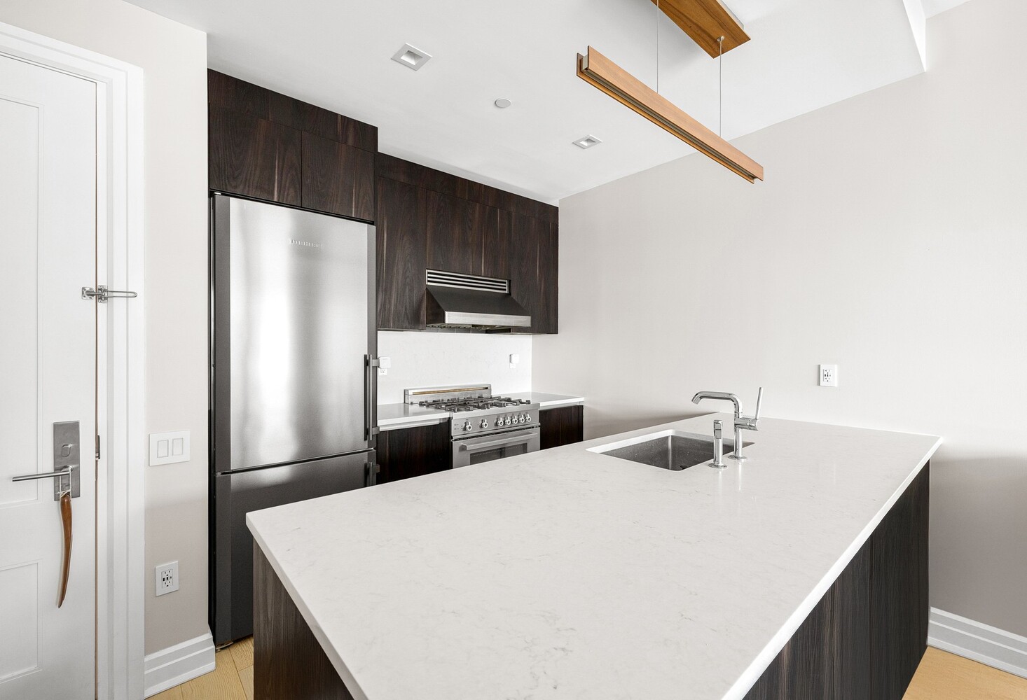 #4 photo, 13-33 JACKSON Avenue, 뉴욕퀸즈 Long Island City , NY 11101