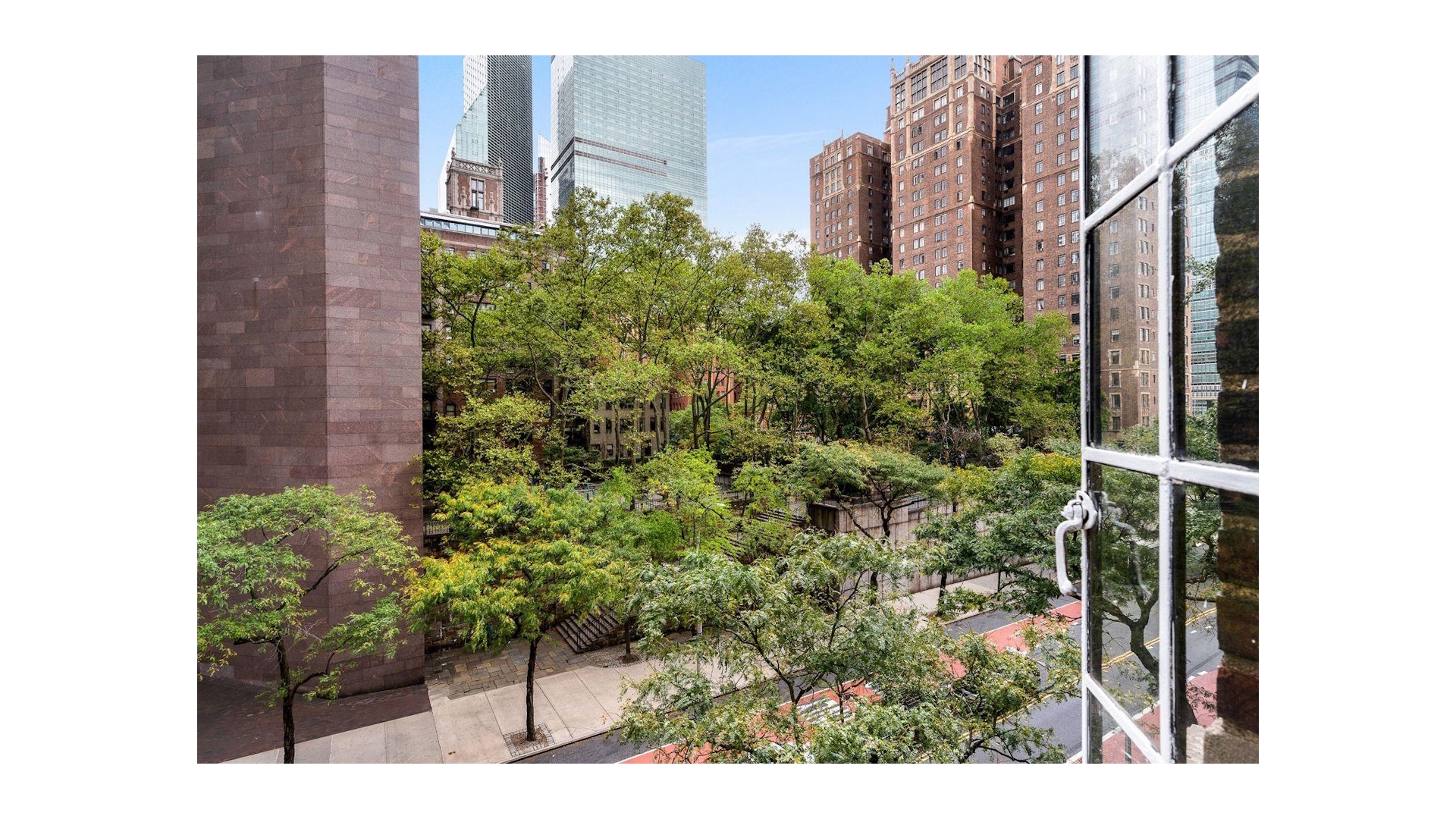 #7 photo, 320 E 42ND Street, Murray Hill , NY 10017