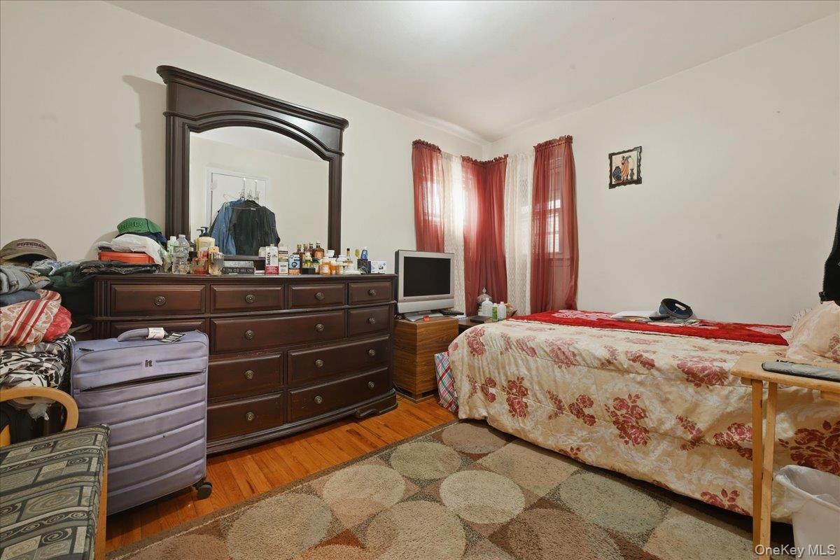 #9 photo, 13514 220th Street, Laurelton , NY 11413